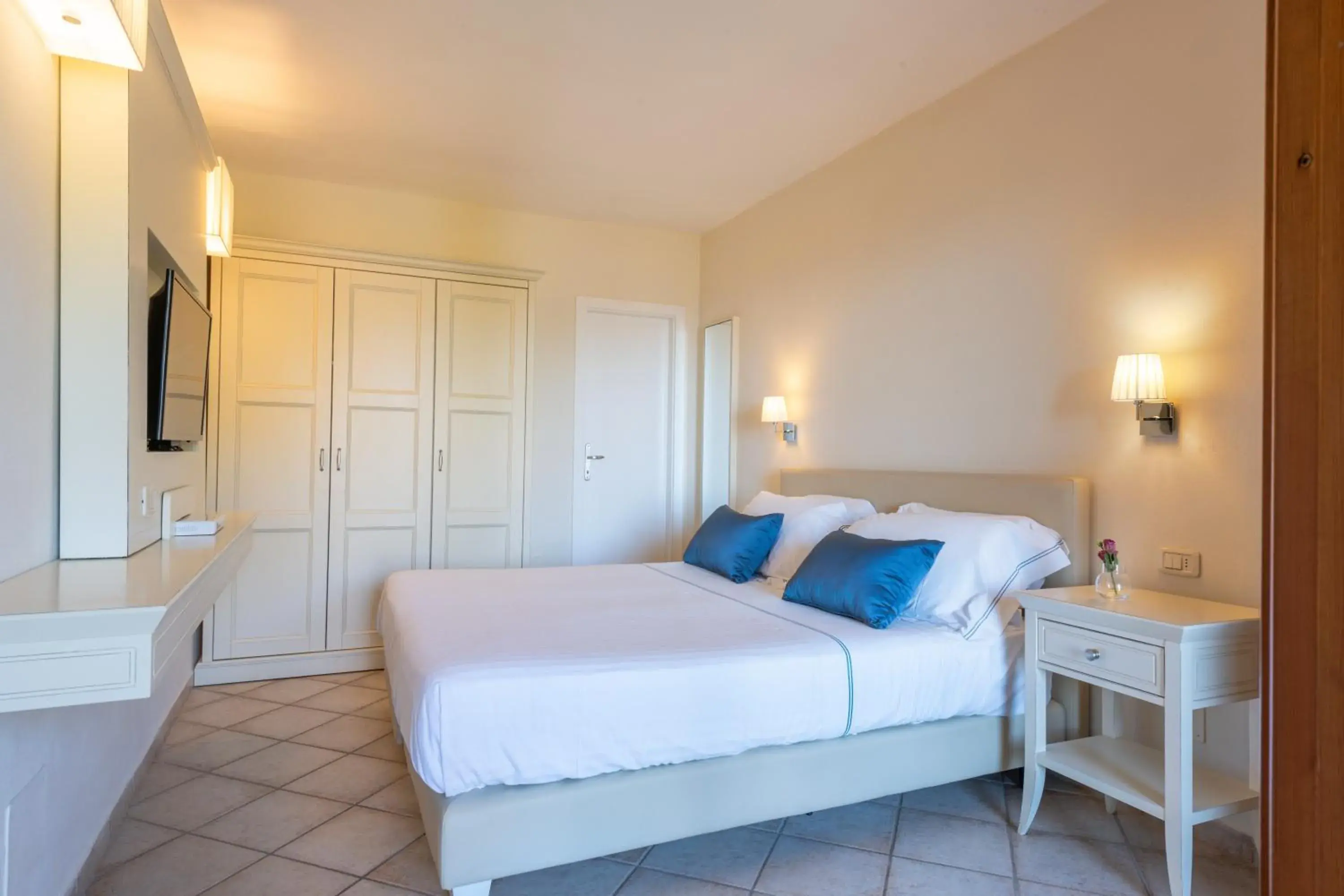 Bed in Boutique Hotel Torre Di Cala Piccola Bed in Boutique Hotel Torre Di Cala Piccola