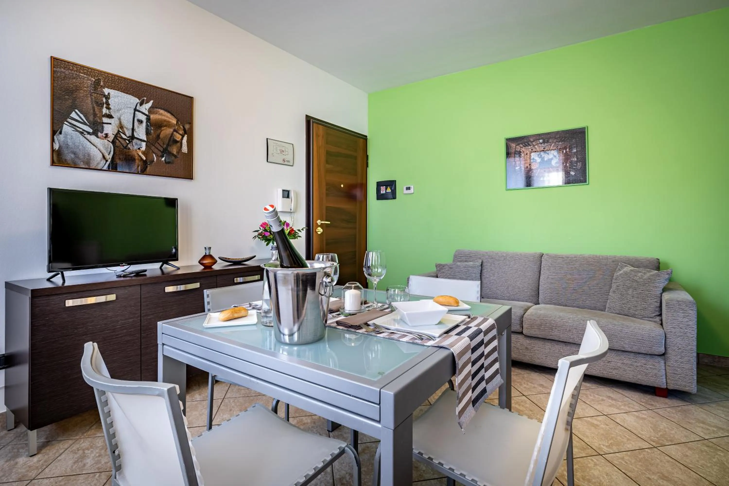 TV and multimedia in Residence Arianna