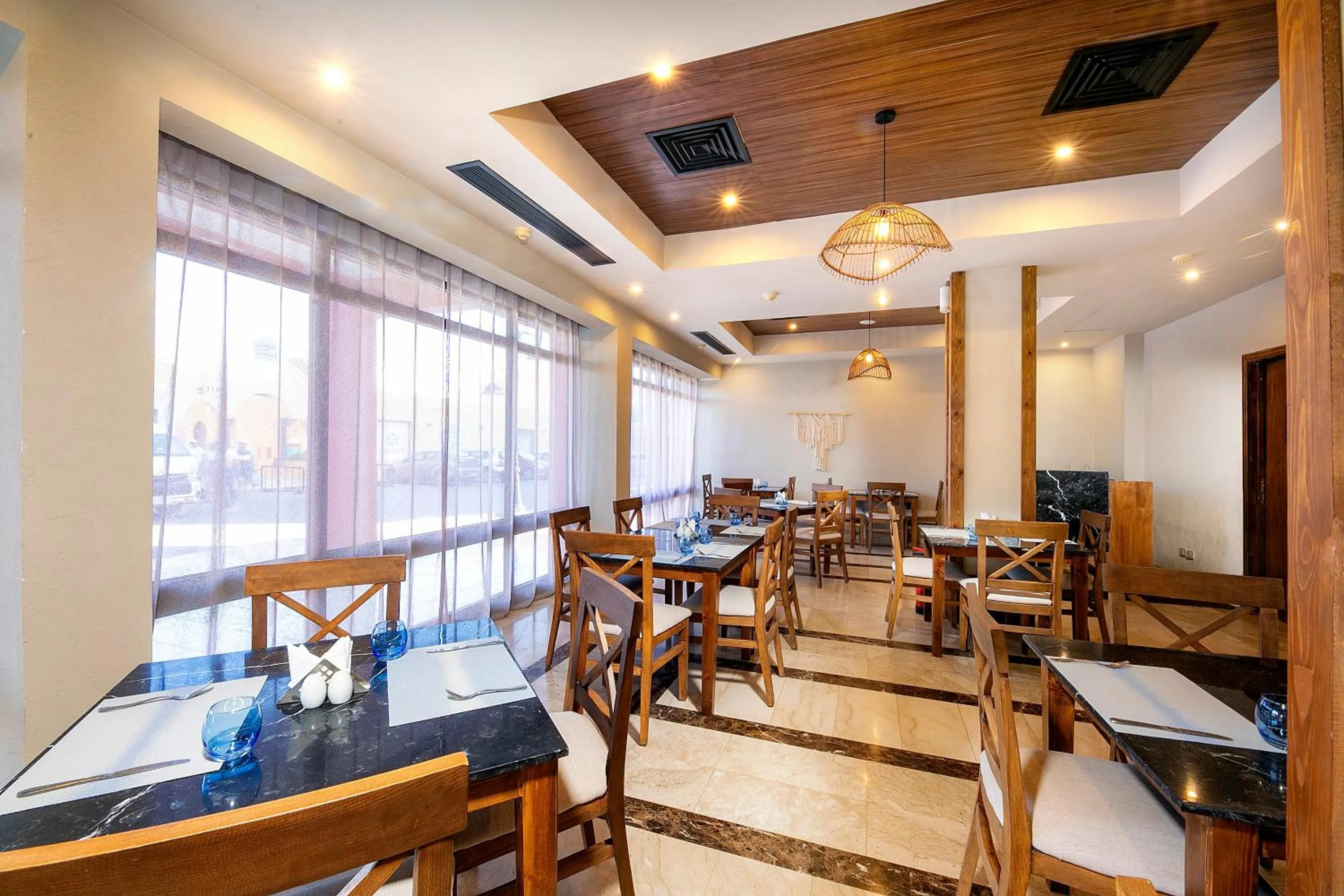 Restaurant/places to eat in AJIRA Bay Hotel Hurghada Marina