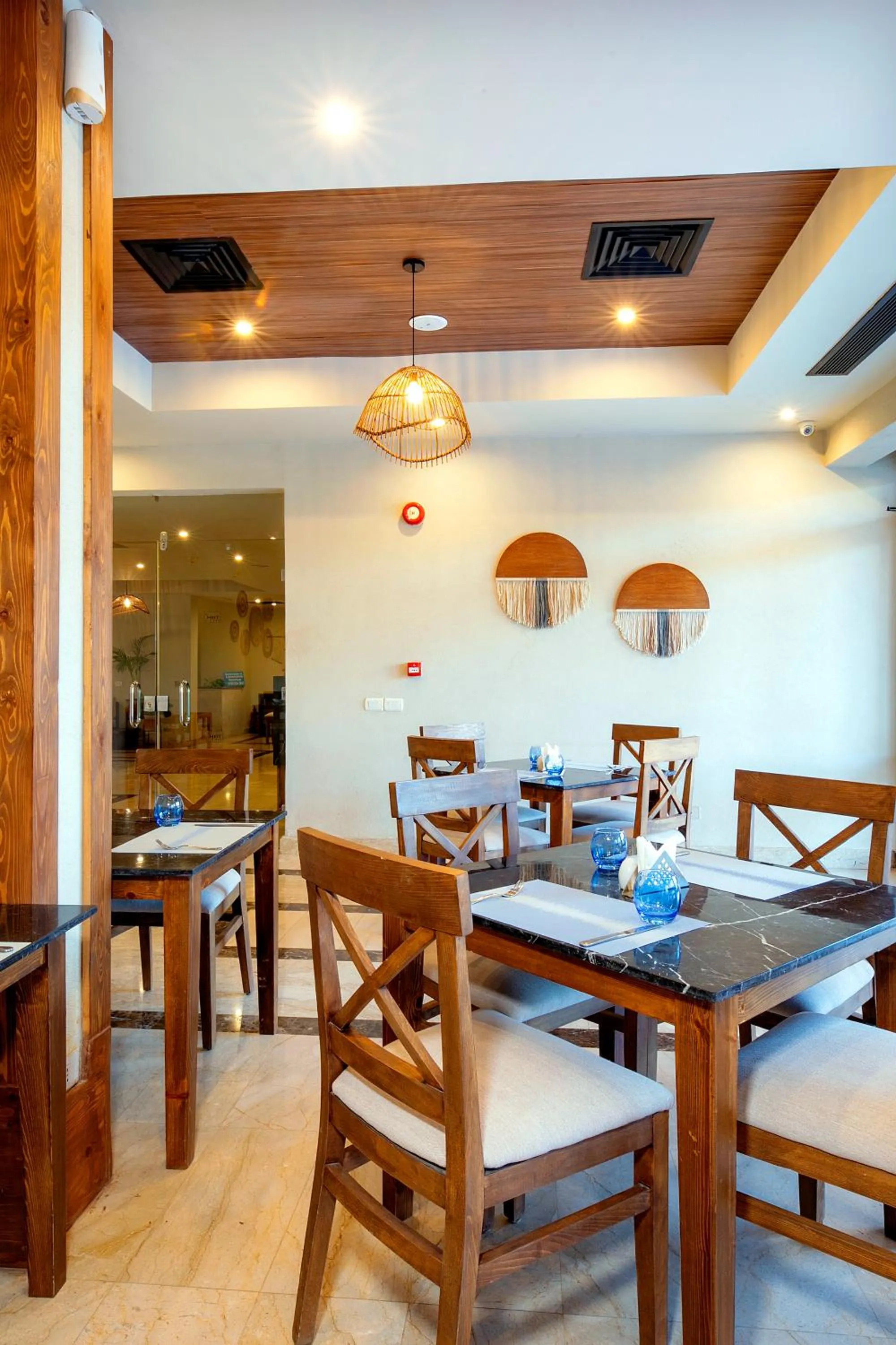 Restaurant/places to eat in AJIRA Bay Hotel Hurghada Marina