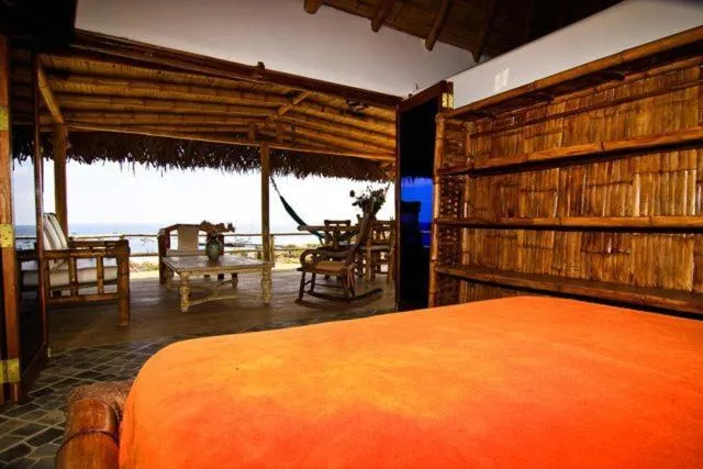 Bungalow (6 Adults) in Oceanic Bungalows