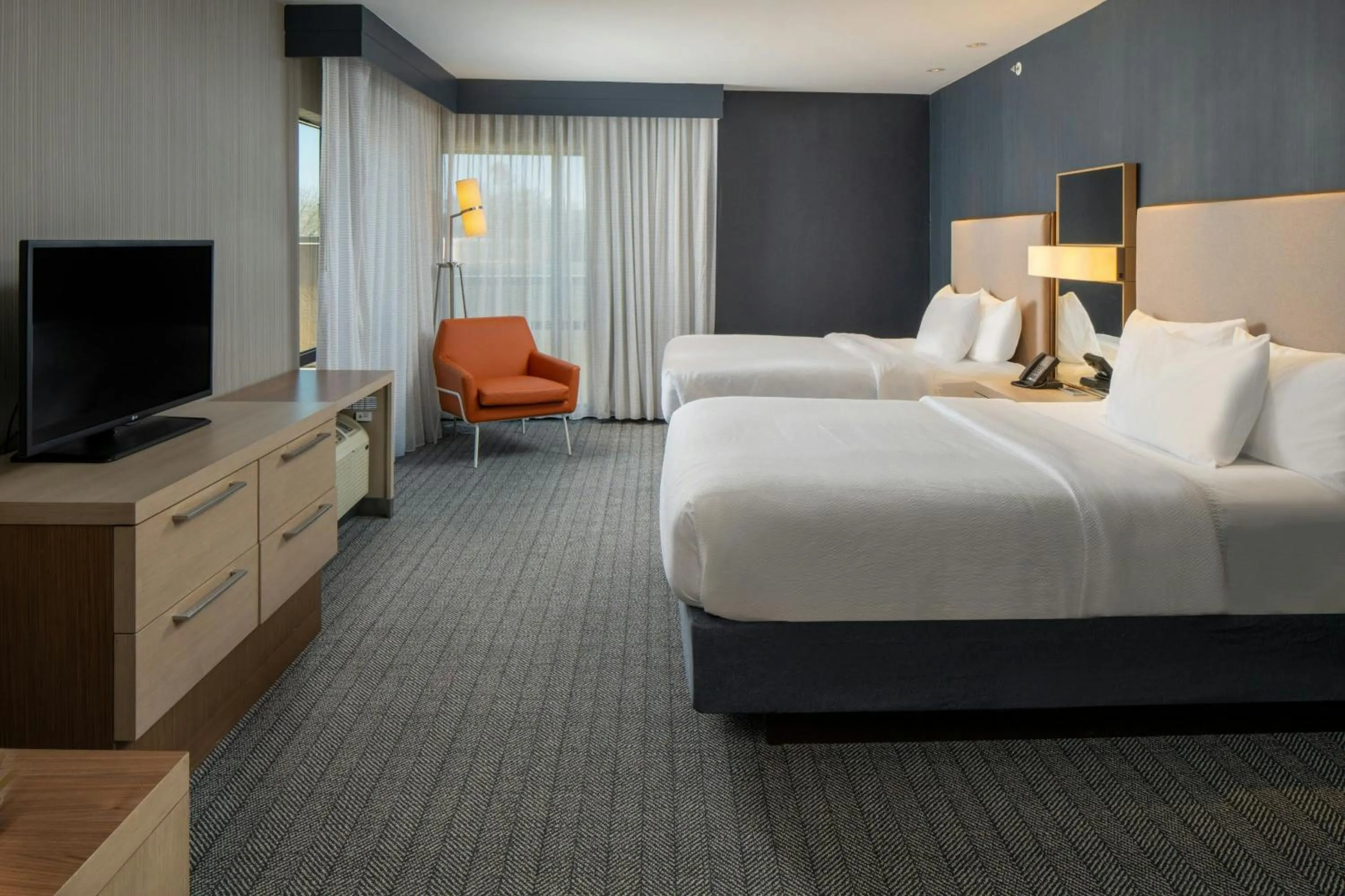Bedroom, Bed in Courtyard by Marriott Jackson Airport/Pearl