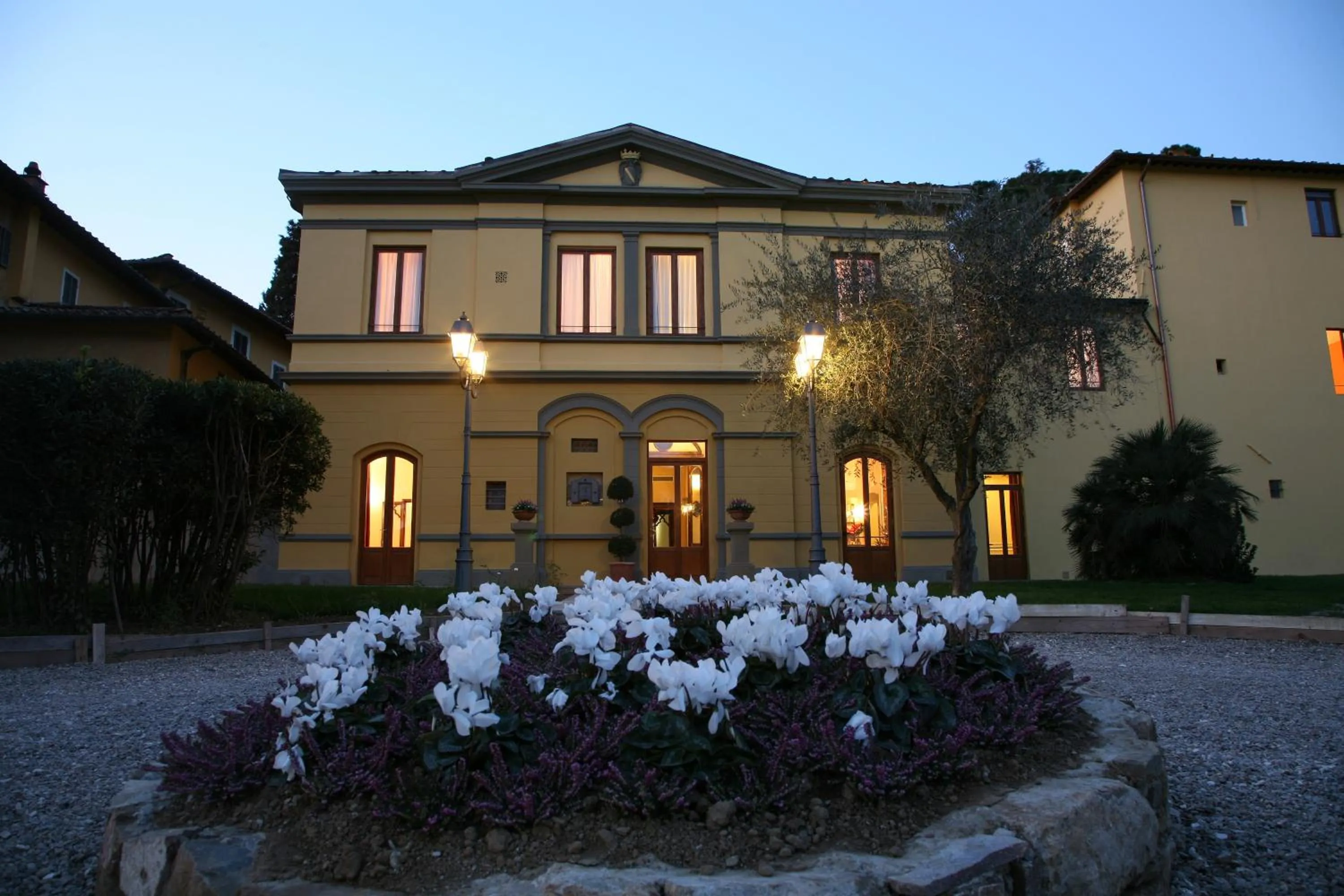 Facade/entrance in Hotel Villa Betania