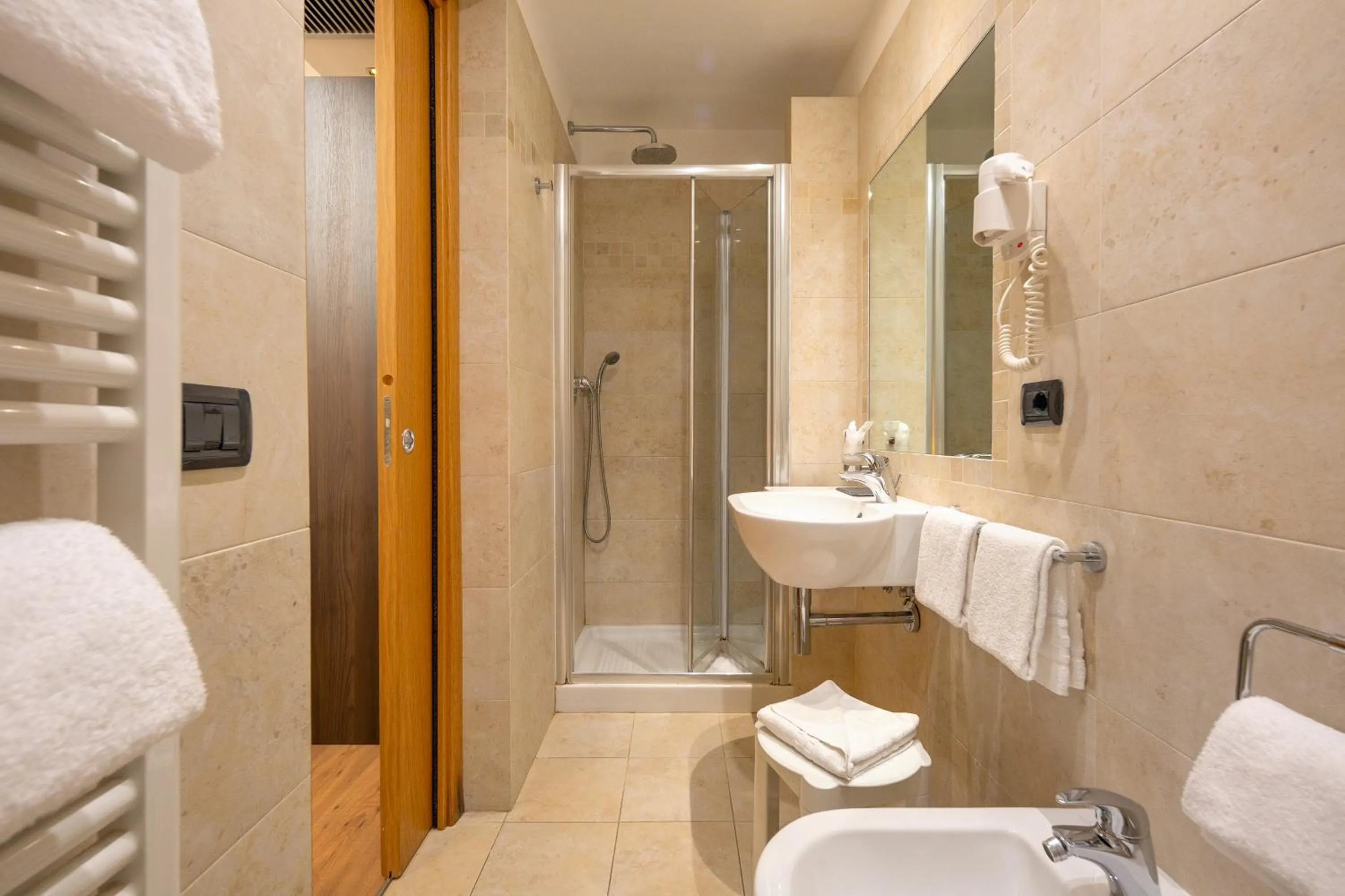 Shower in Hotel Villa Betania