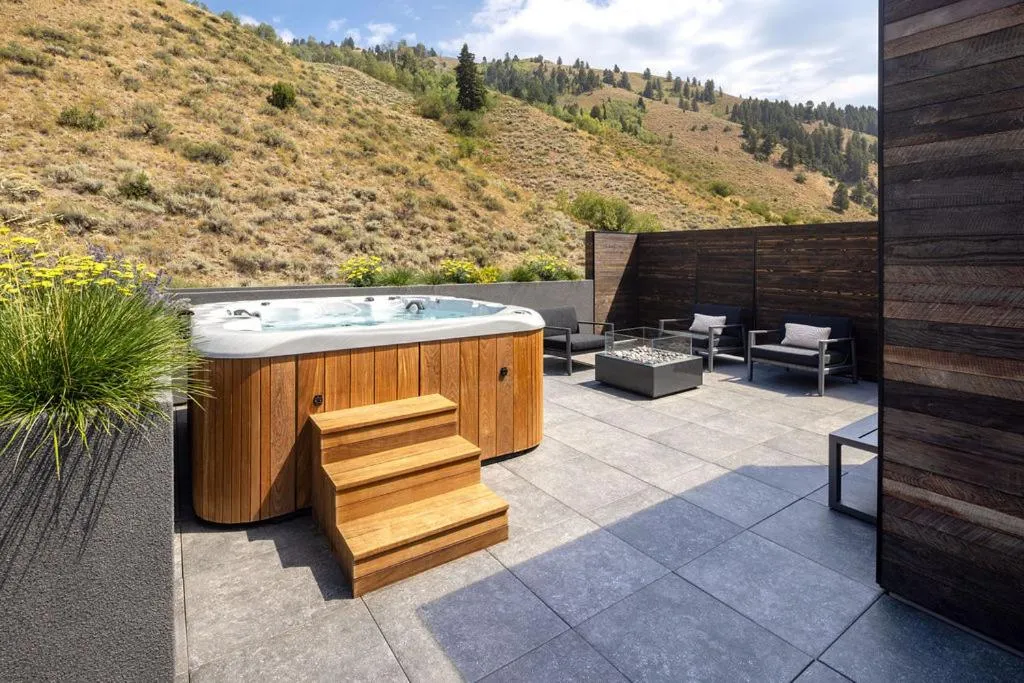 Hot Tub in The Sylvan Lodge at Snake River Sporting Club