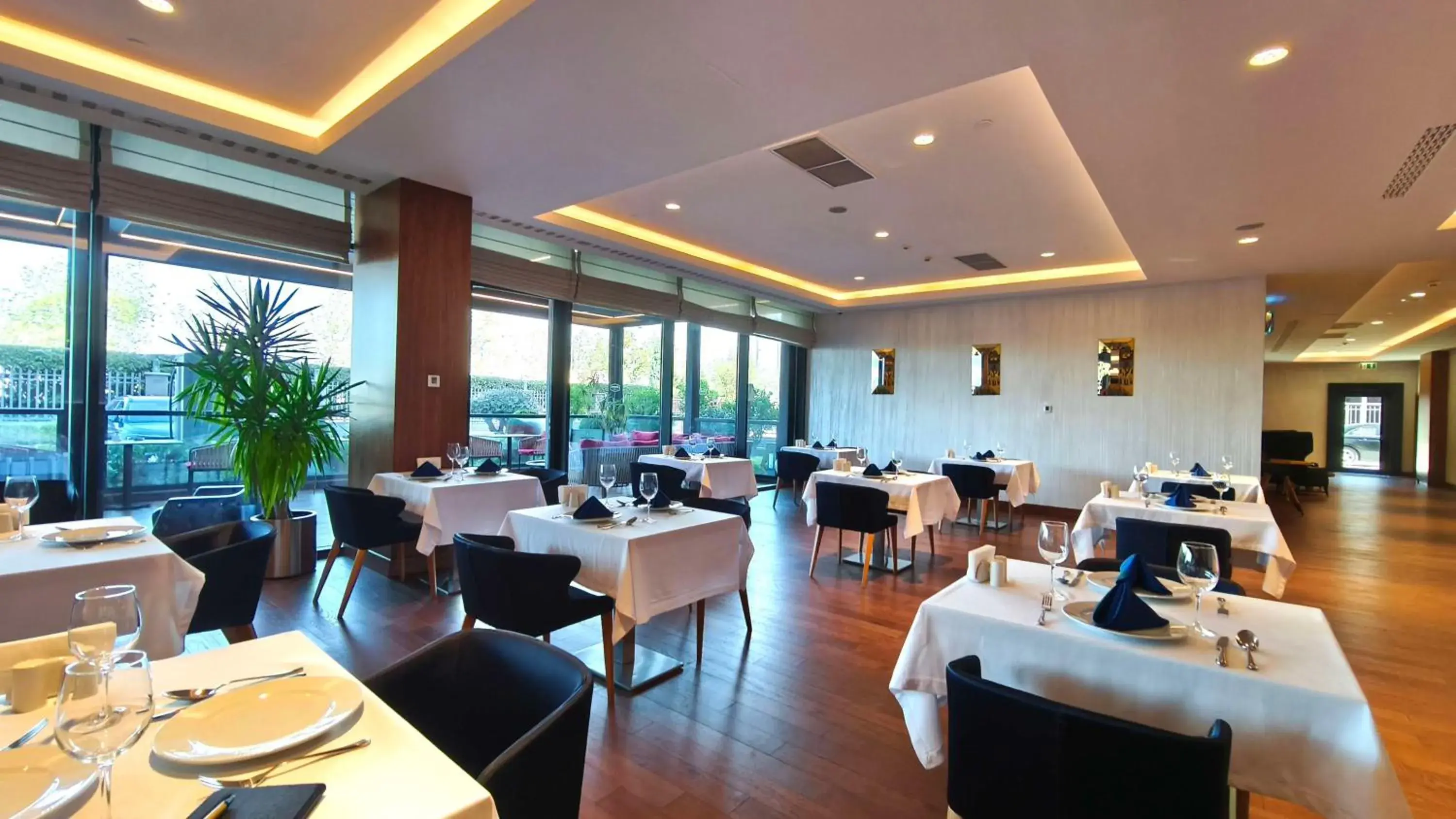 Restaurant/places to eat in Hampton by Hilton Samsun Restaurant/places to eat in Hampton by Hilton Samsun