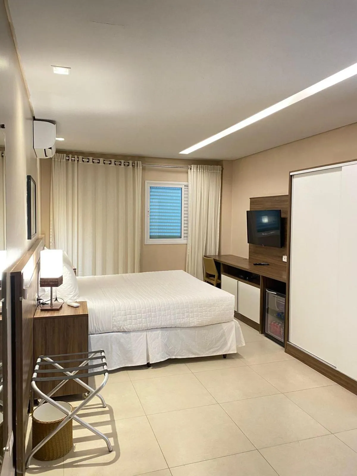 Photo of the whole room, Bed in Amora Hotel Maresias