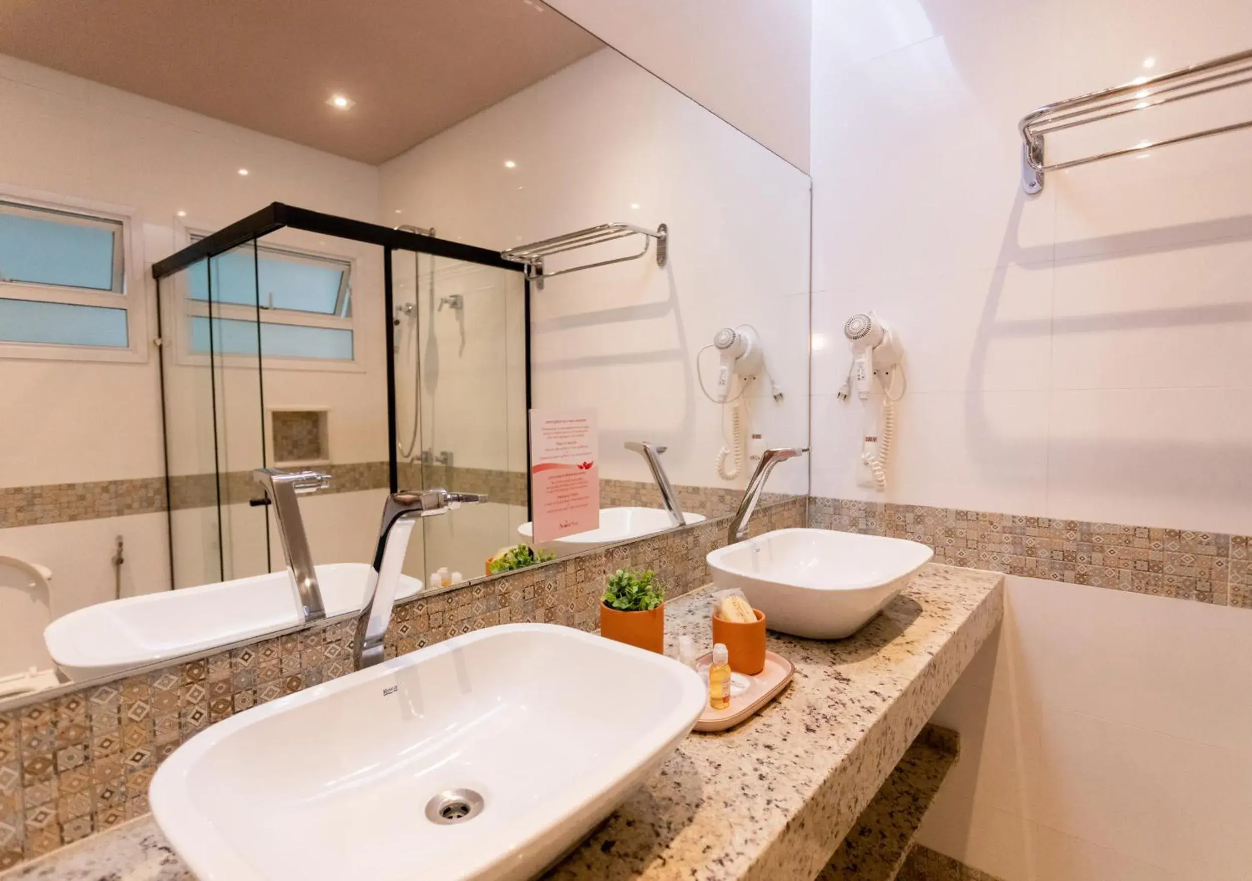 Bathroom in Amora Hotel Maresias Bathroom in Amora Hotel Maresias