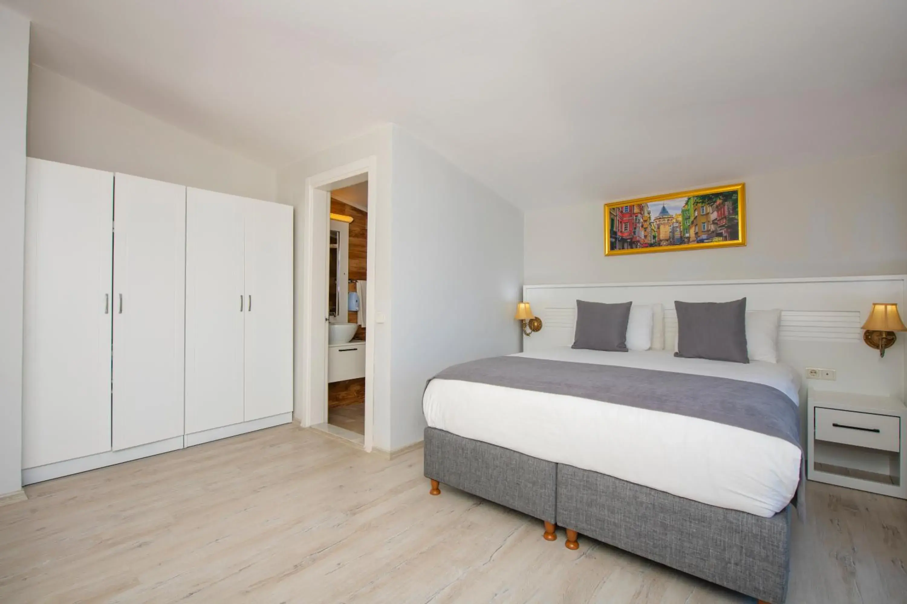 Bed in Mia Casa Hotel Bed in Mia Casa Hotel