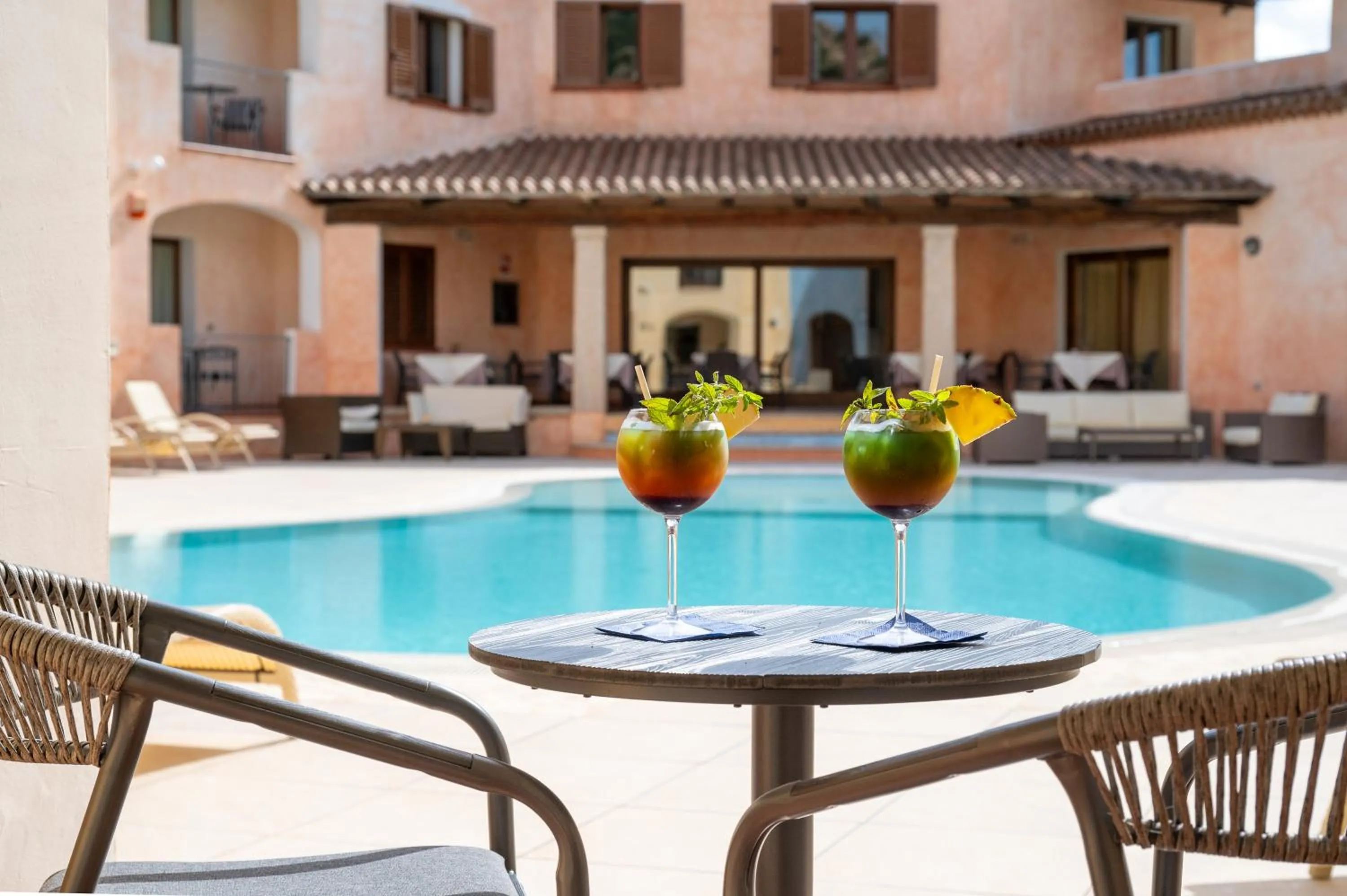 Patio in Hotel Monti Di Mola