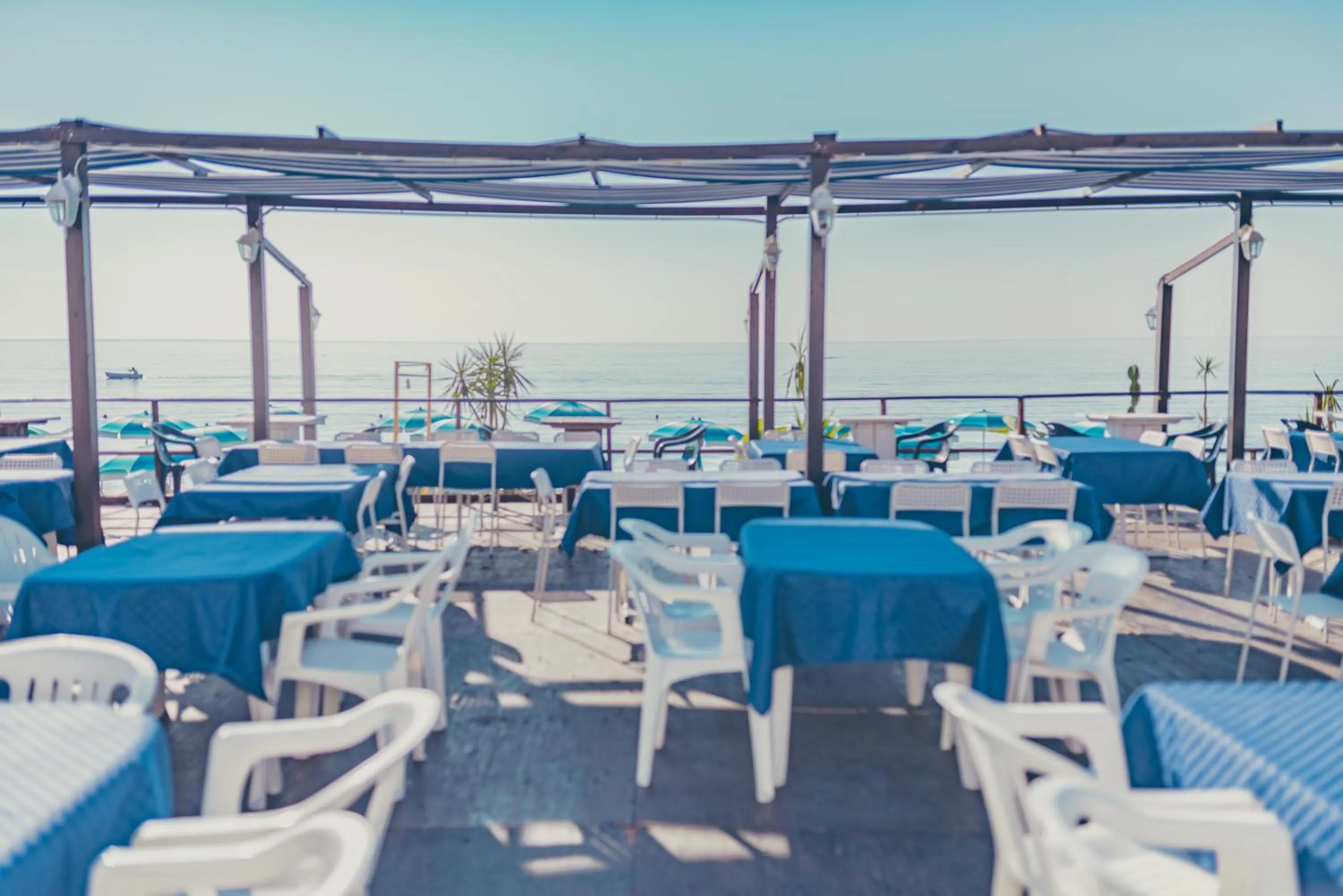 Beach in La Piramide