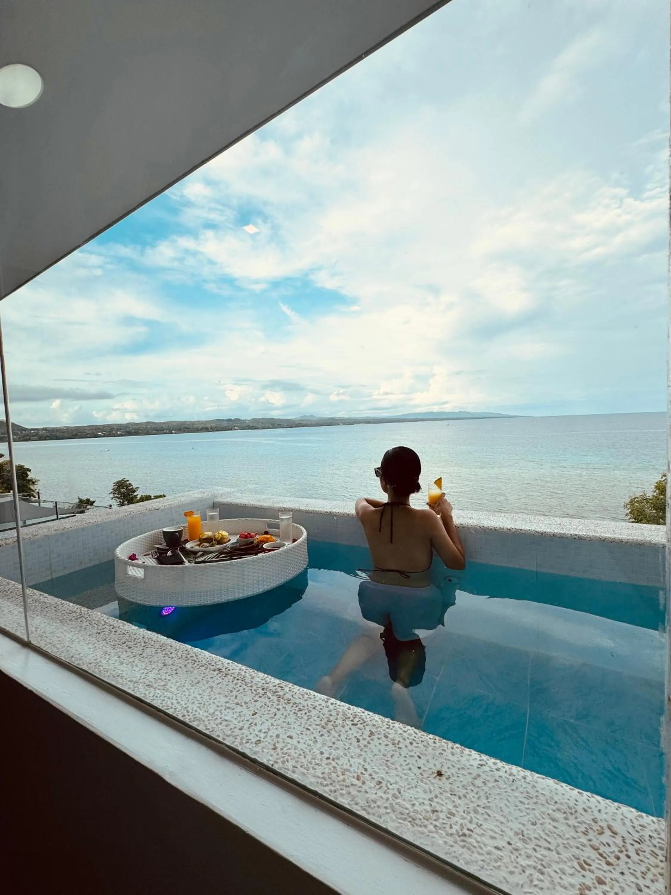 Balcony/Terrace in Epic Suites Bohol ADULTS ONLY