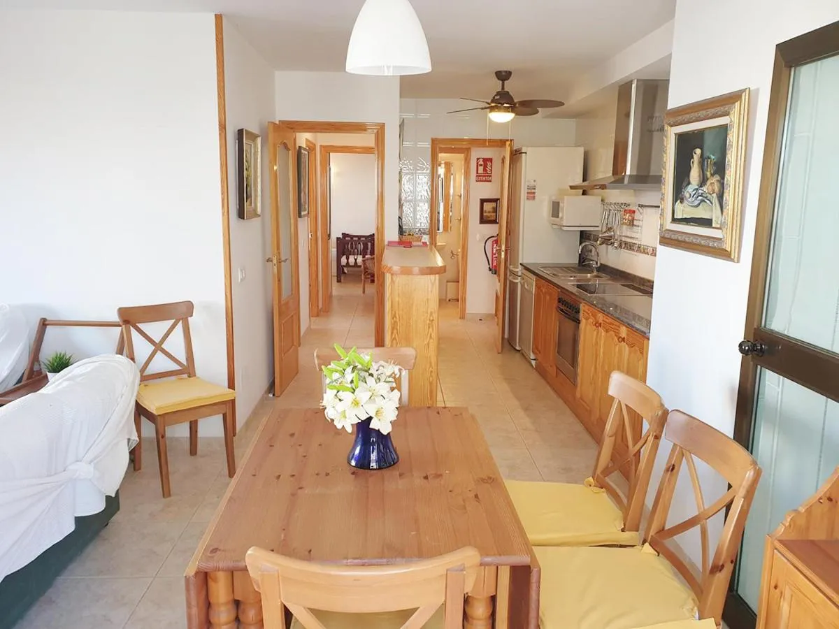 Living room in Sol 28 - Grupo Berna