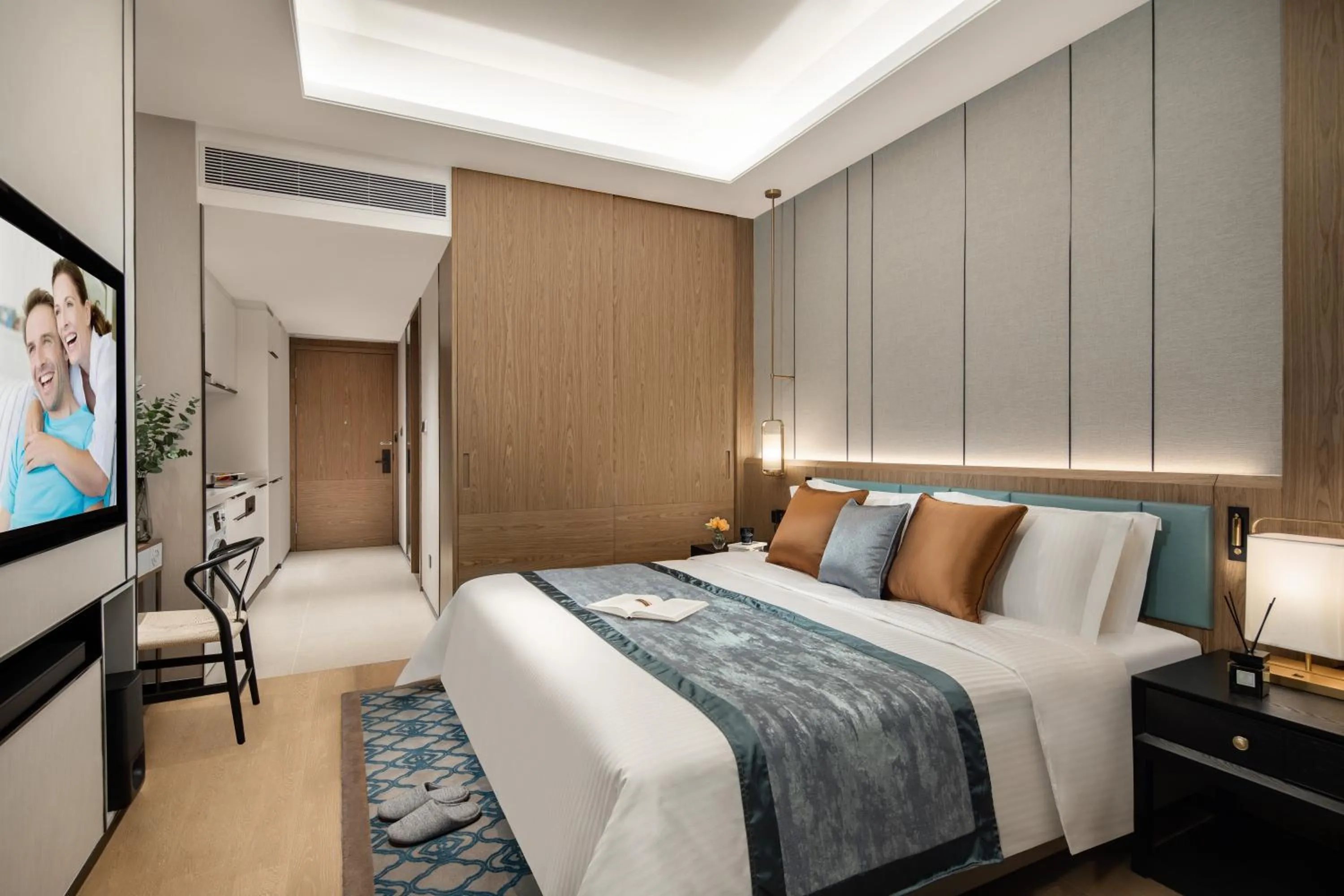 Bed in Ascott M-City Foshan