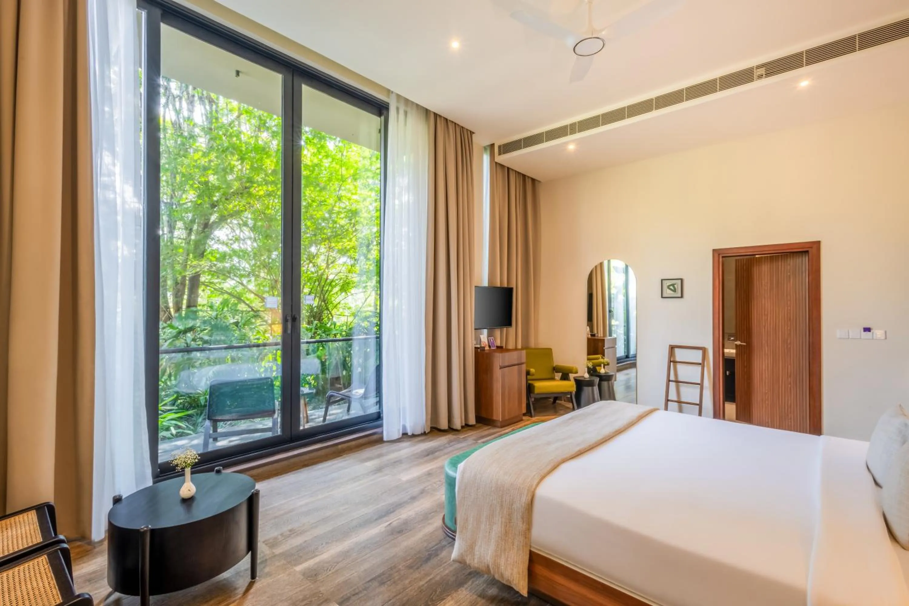 TV and multimedia, Bed in Flora Vythiri Resort Wayanad