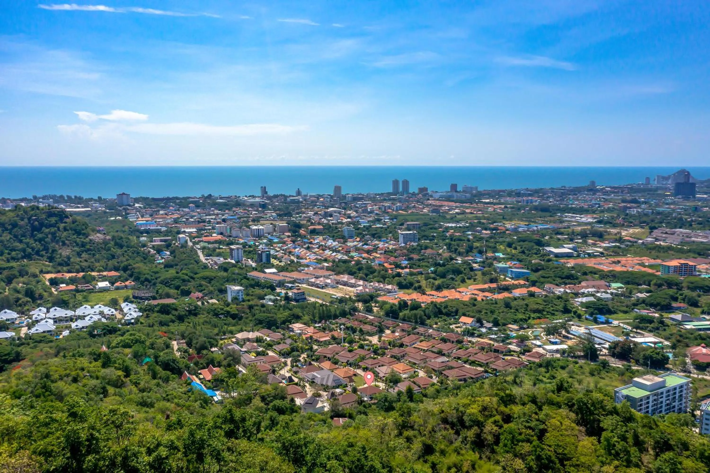 5 Bedroom Pool Villa Close To Town H5