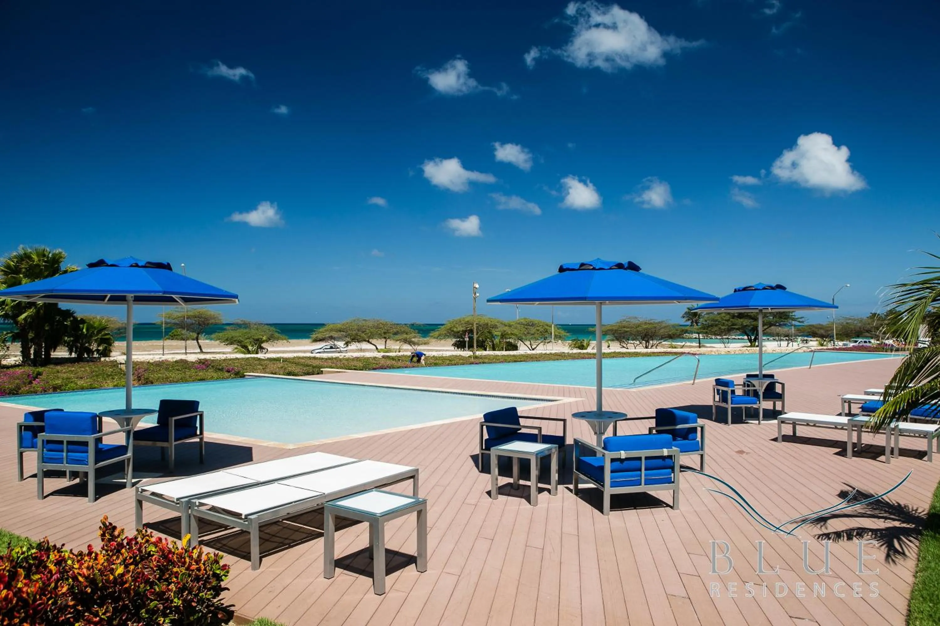 Swimming pool in Blue Residences