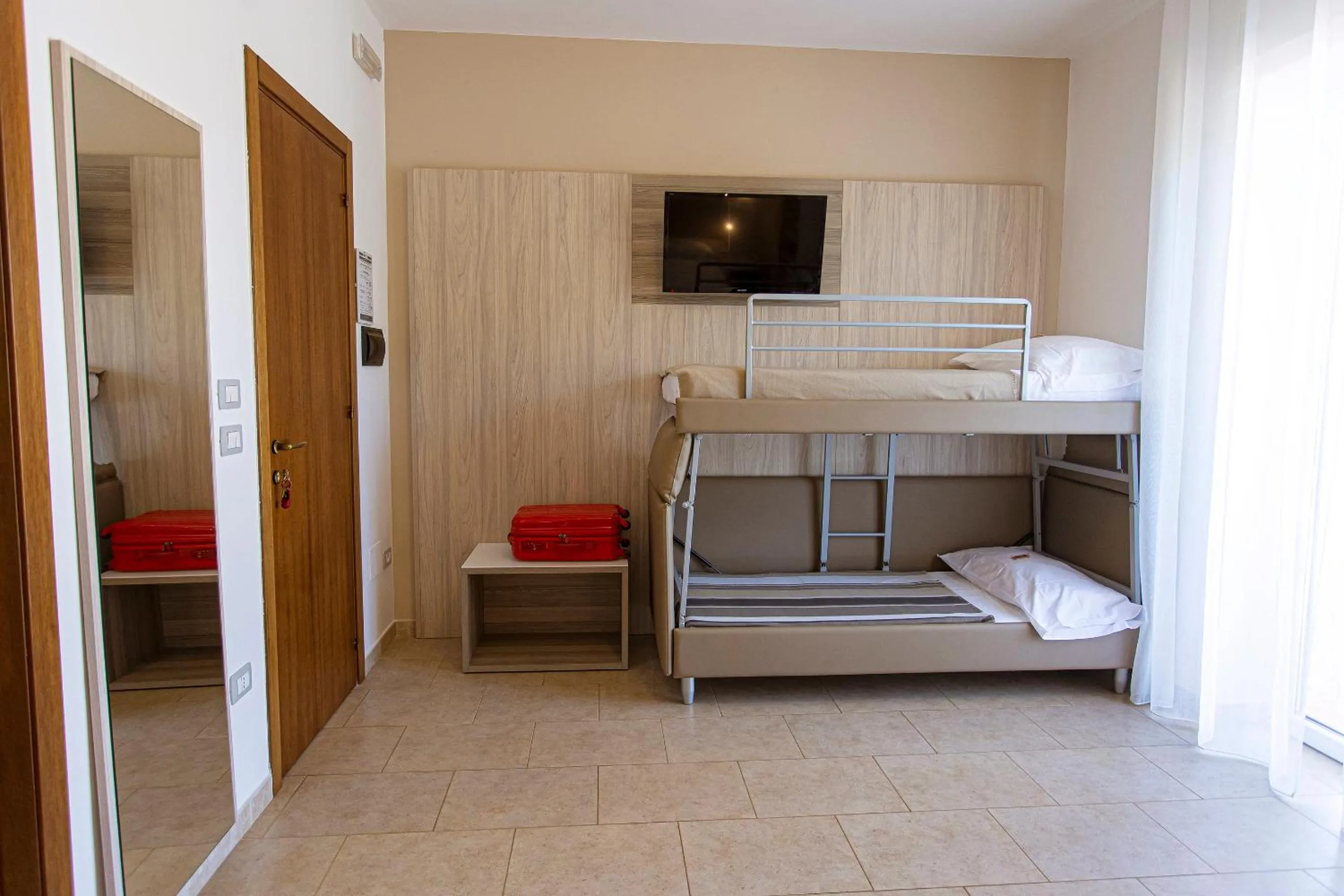 bunk bed, Bed in Aia Grande