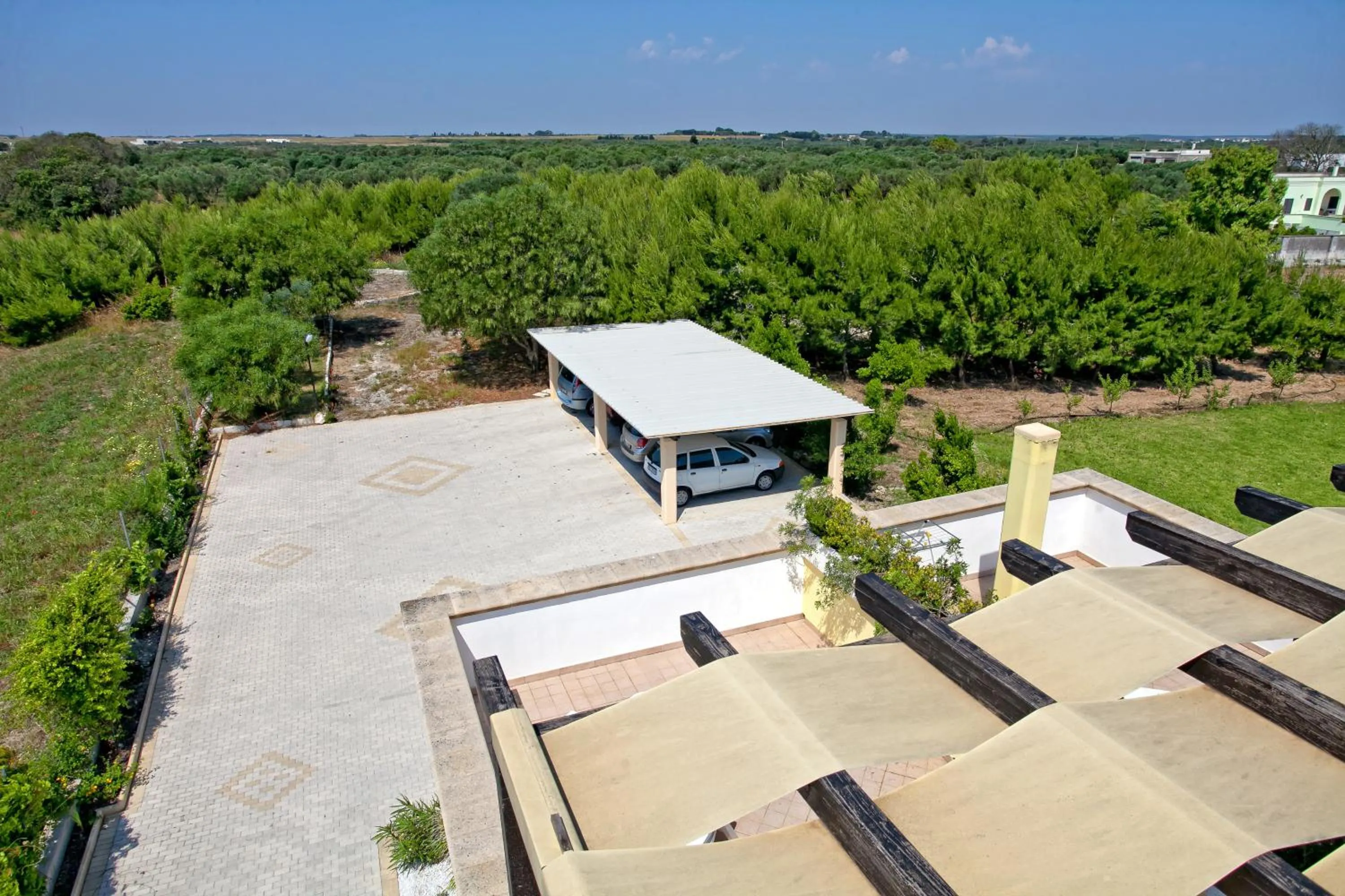 Bird's eye view in Aia Grande