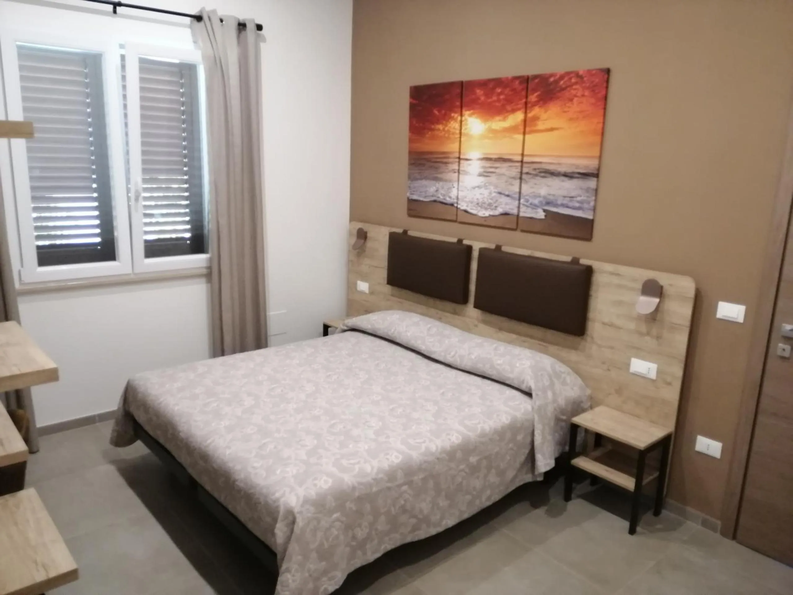 Bedroom, Bed in Aia Grande