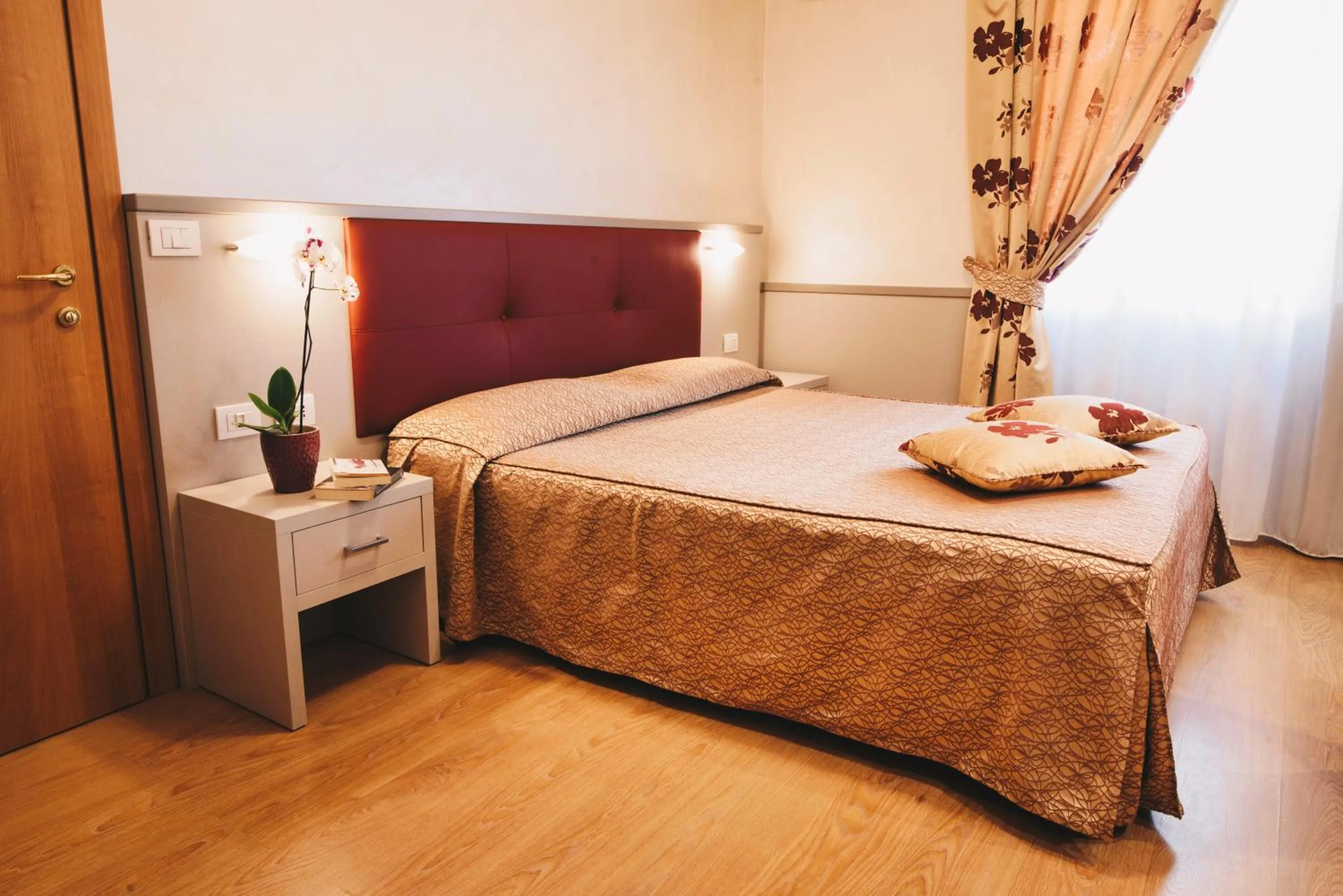 Photo of the whole room, Bed in Hotel Corallo