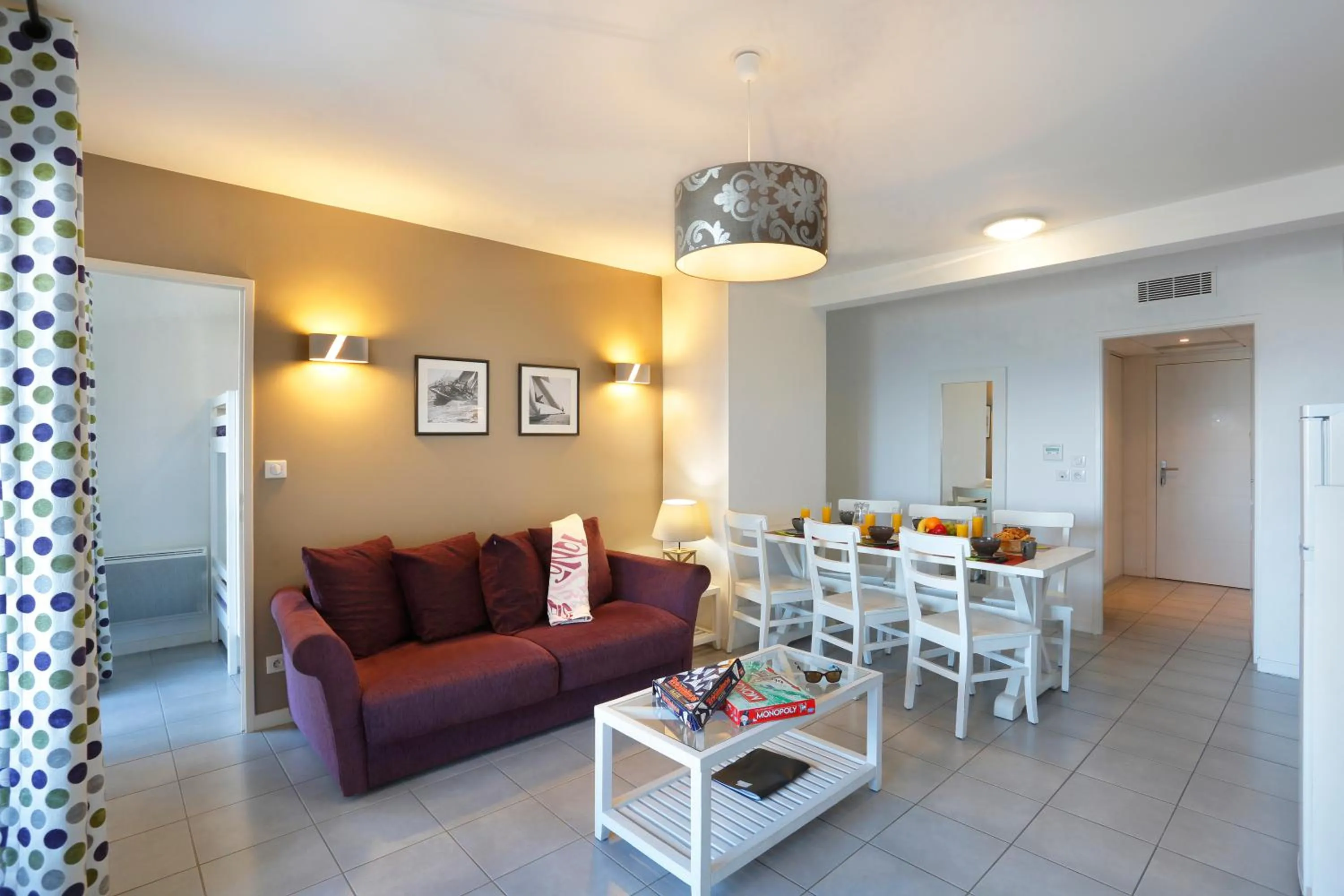 Dining area in Résidence Néméa l'Estacade