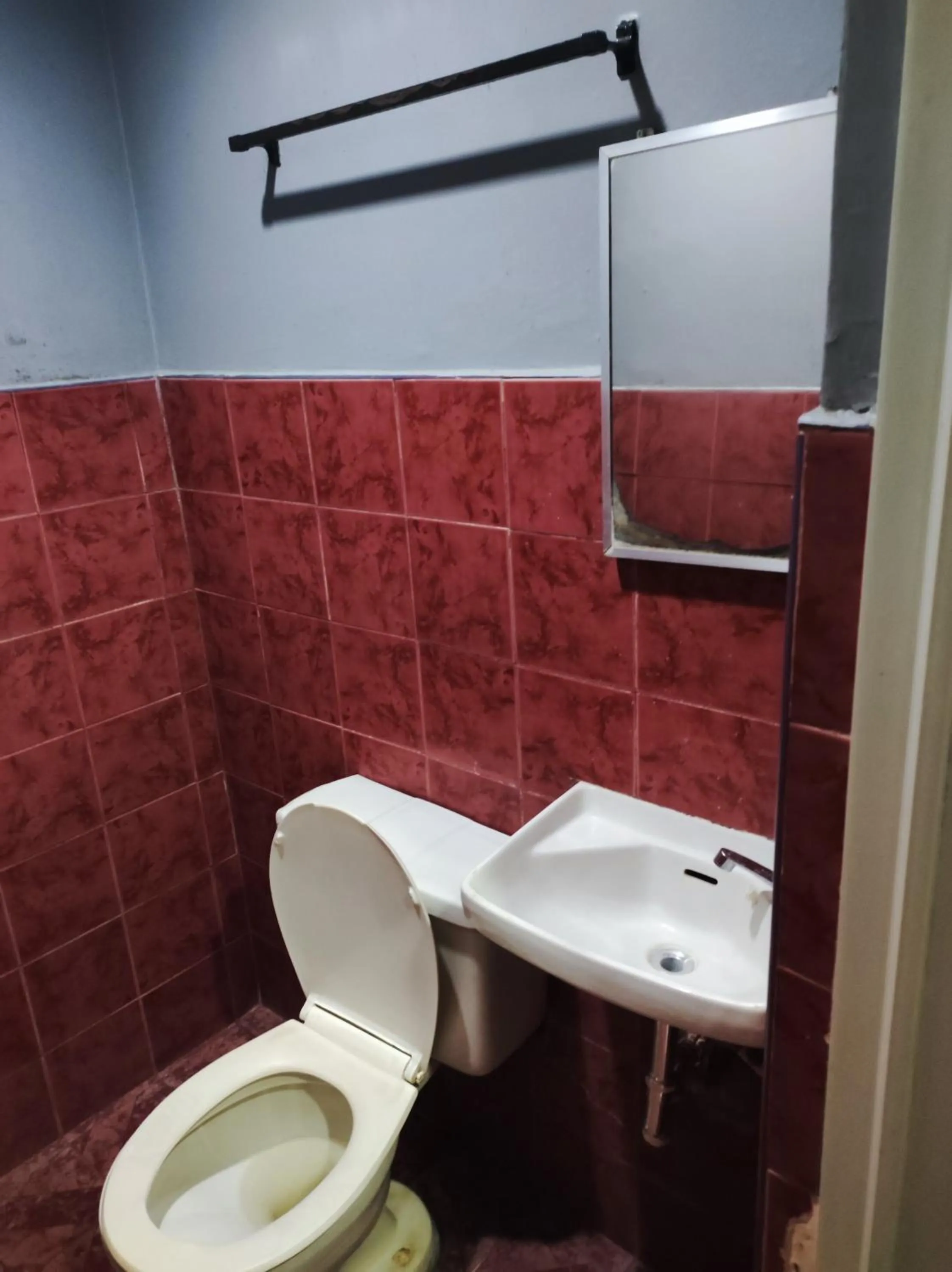 Bathroom in Parkview Hotel