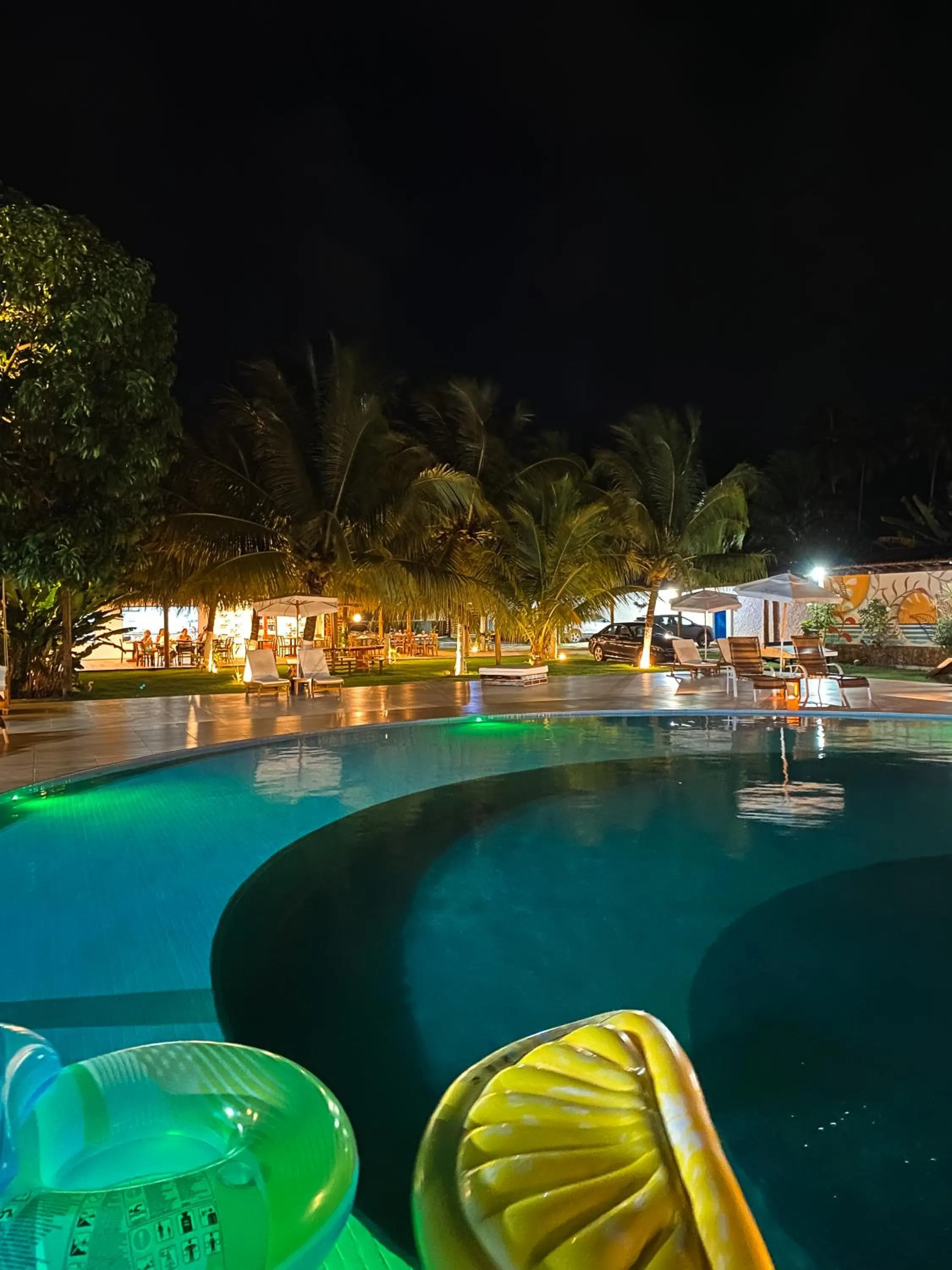 Swimming pool in Pousada o Casarão