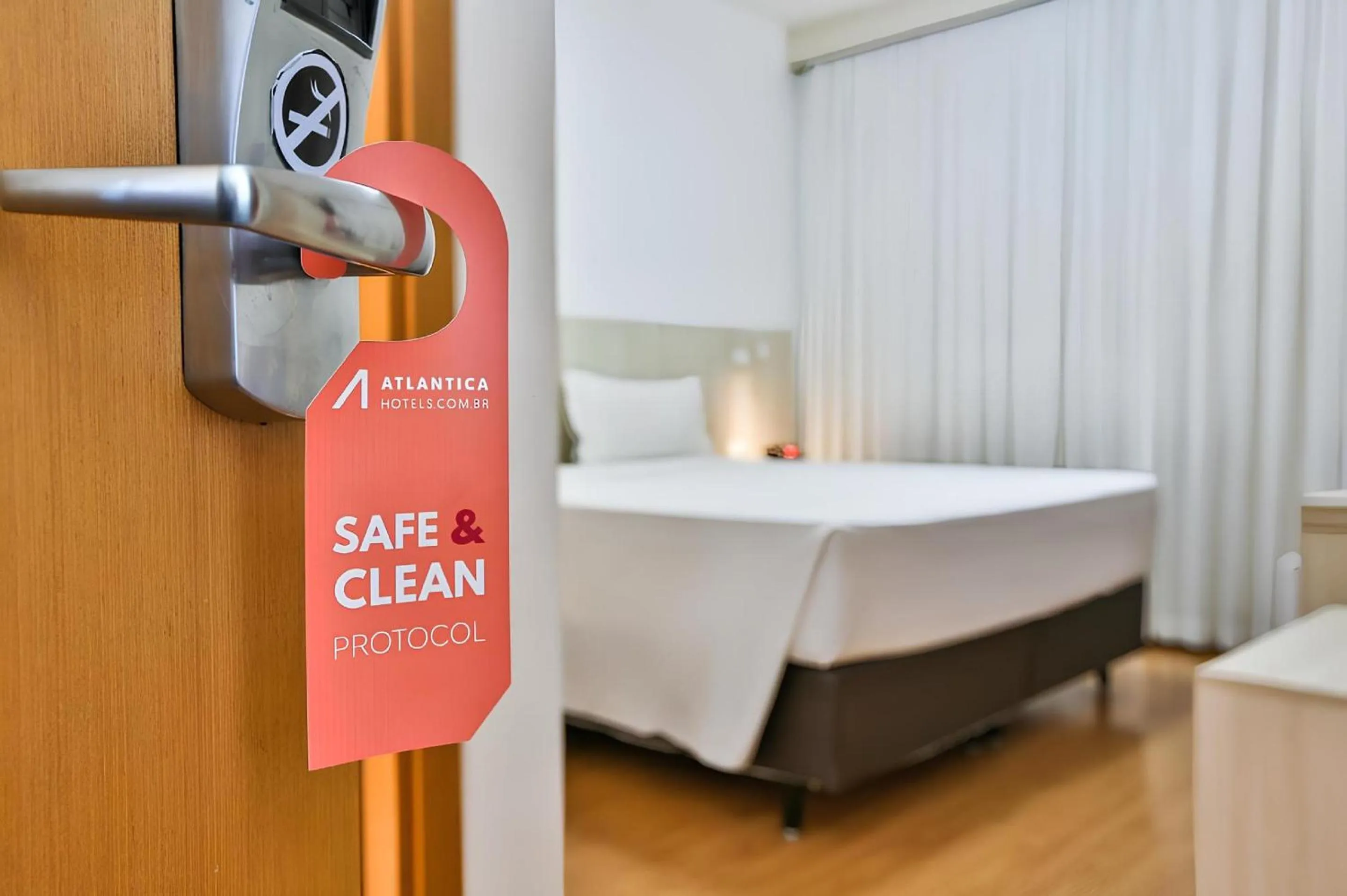 Bedroom, Bed in eSuites Belo Horizonte Minascasa