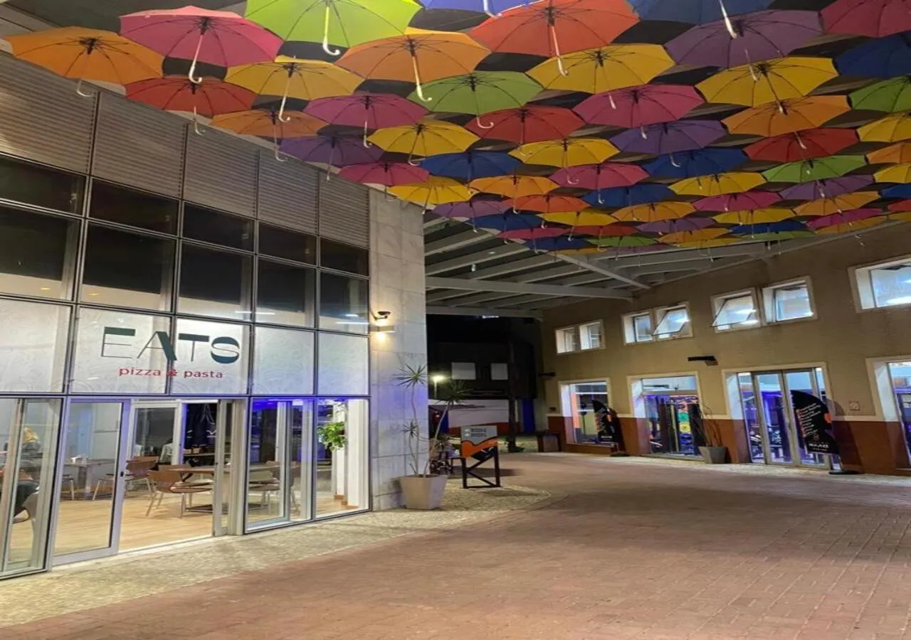 Restaurant/places to eat in eSuites Belo Horizonte Minascasa