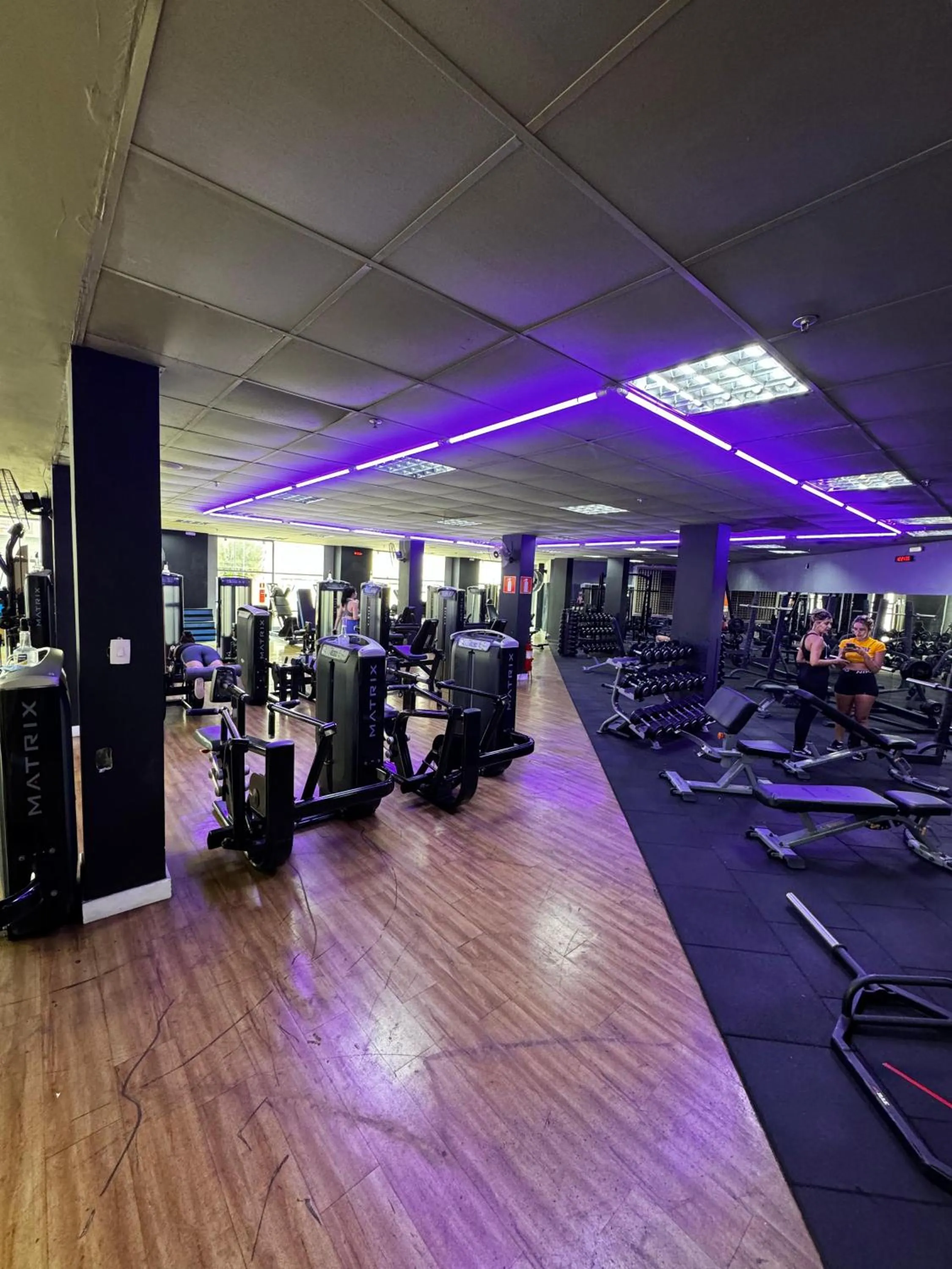 Fitness centre/facilities in eSuites Belo Horizonte Minascasa