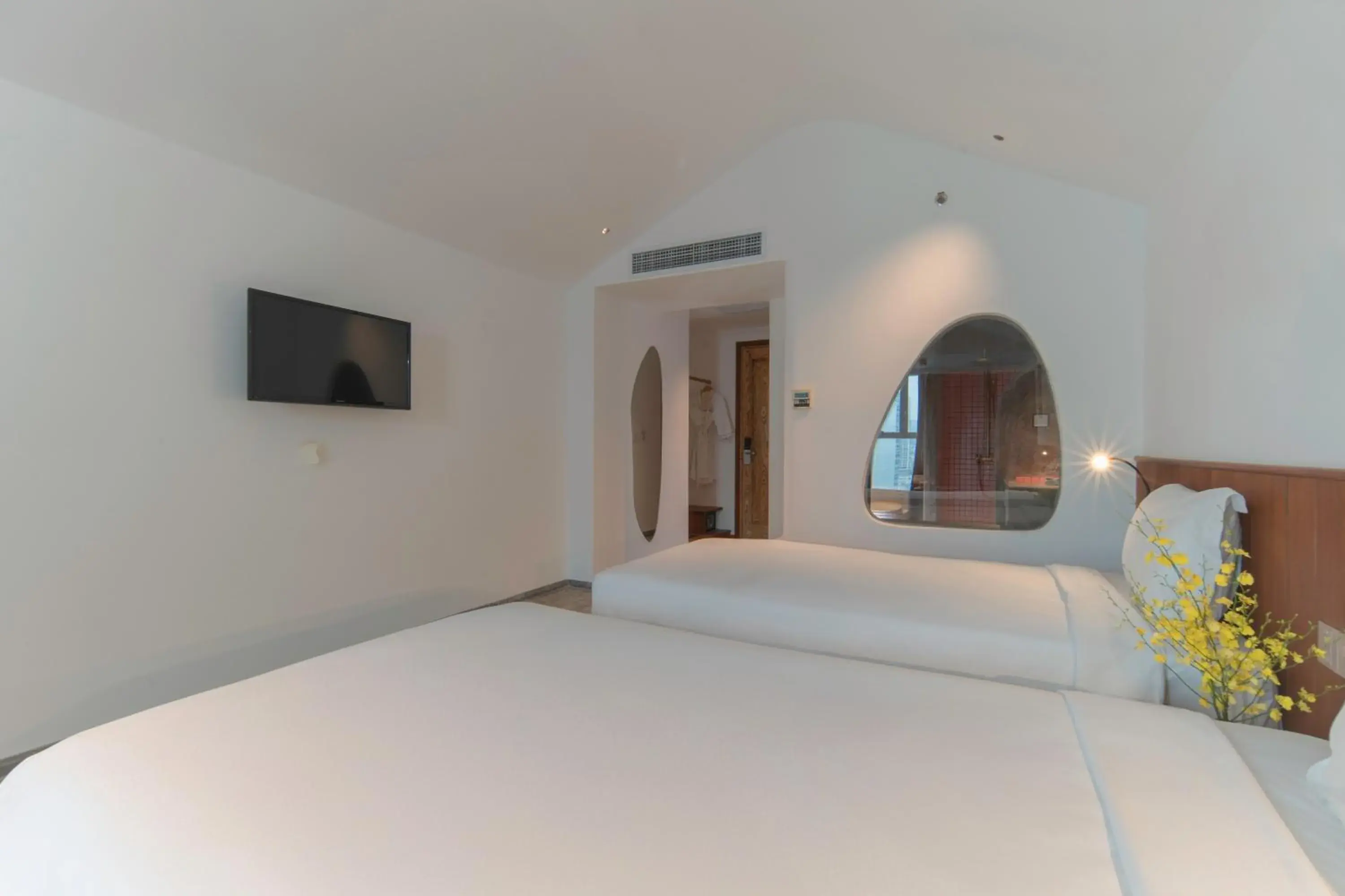 Bed in Green World Hotel Nha Trang Bed in Green World Hotel Nha Trang