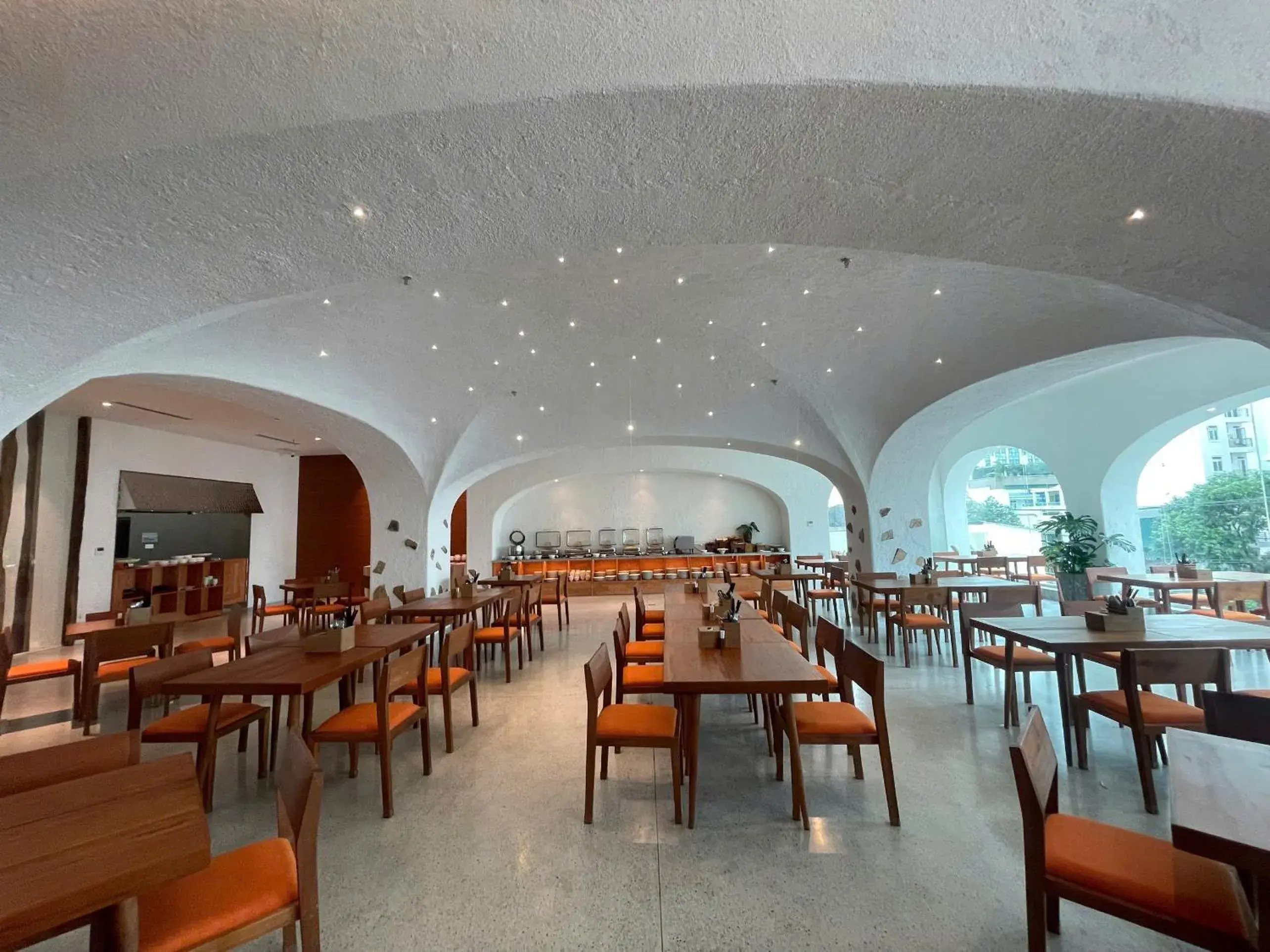 Restaurant/places to eat in Green World Hotel Nha Trang Restaurant/places to eat in Green World Hotel Nha Trang