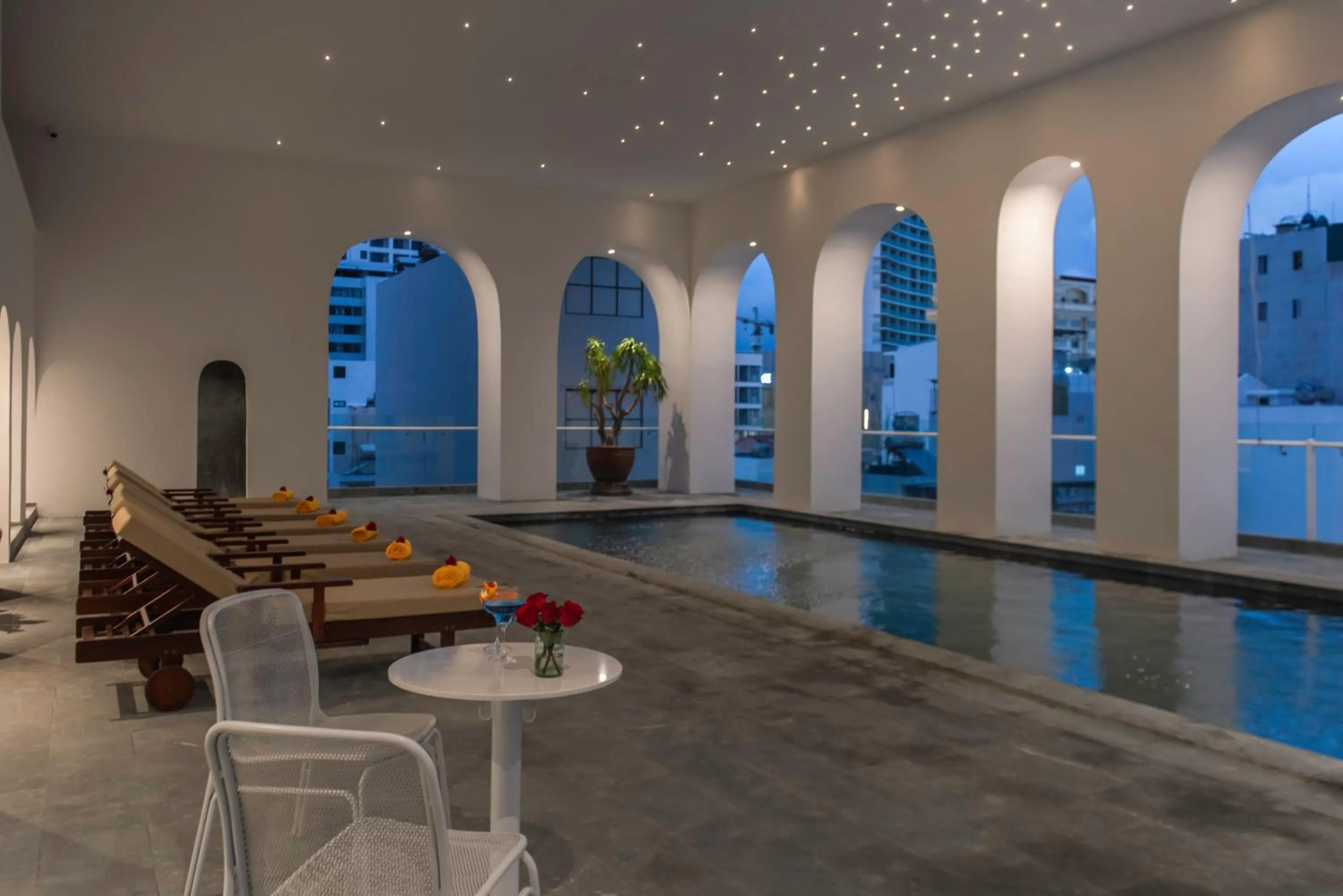 Swimming pool in Green World Hotel Nha Trang