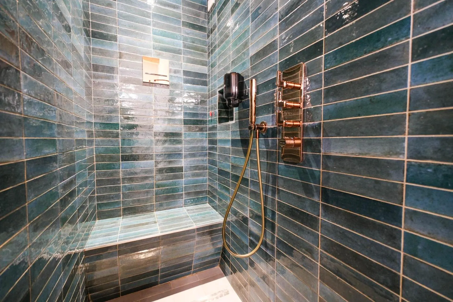 Shower in Locanda Alberti