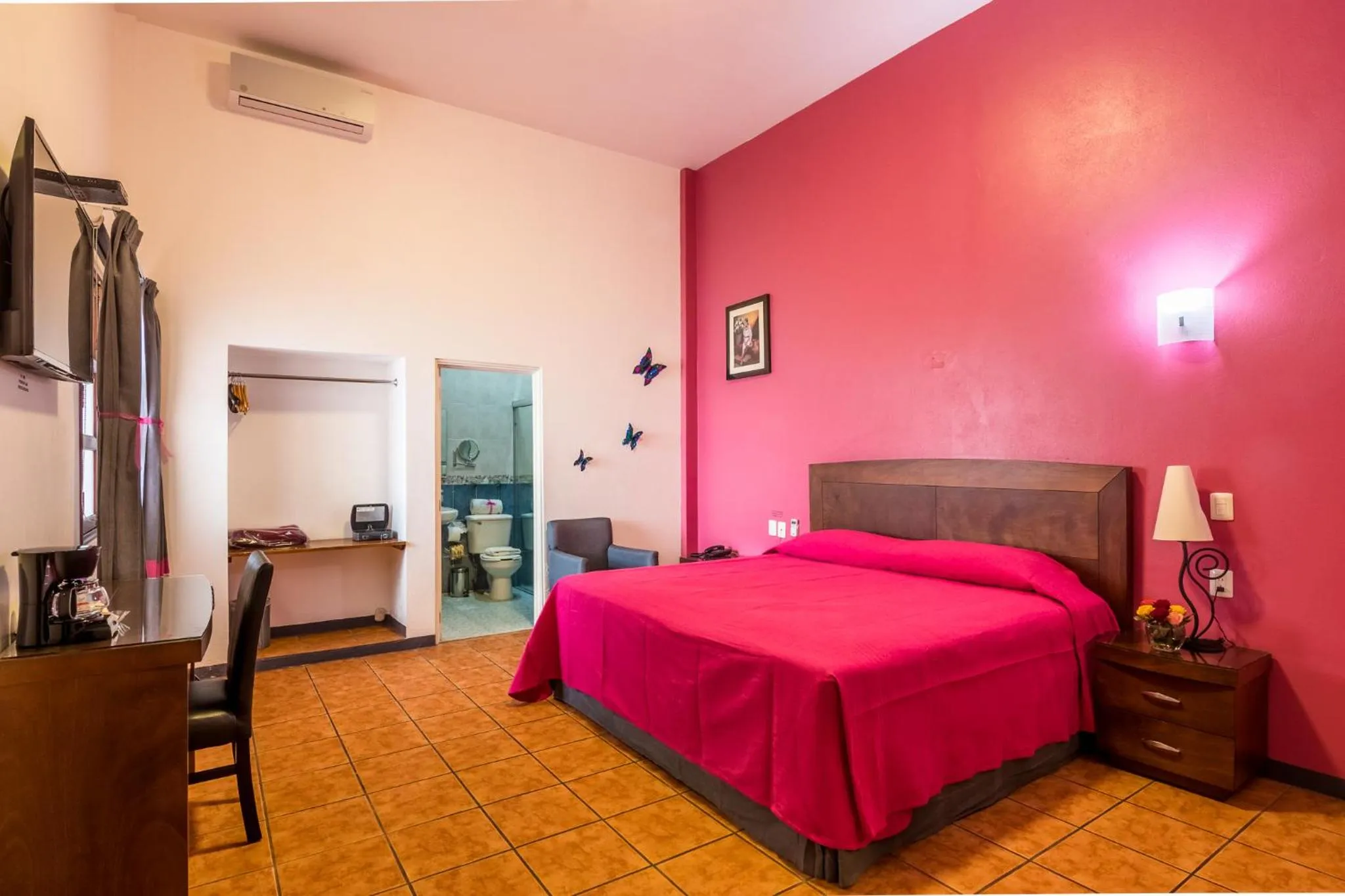 Bed in Hotel del Marquesado