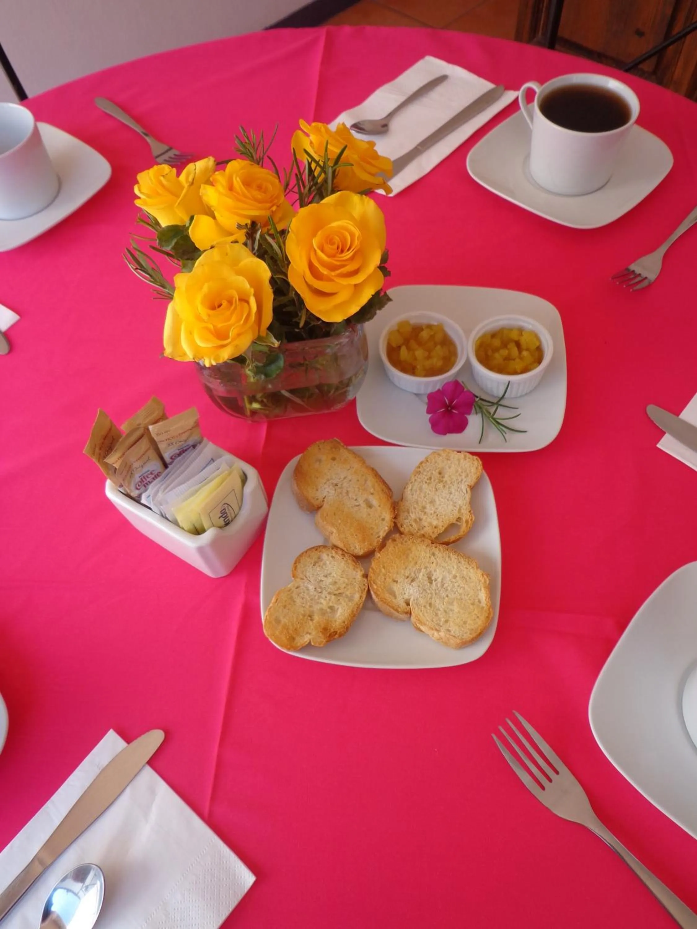 Restaurant/places to eat in Hotel del Marquesado