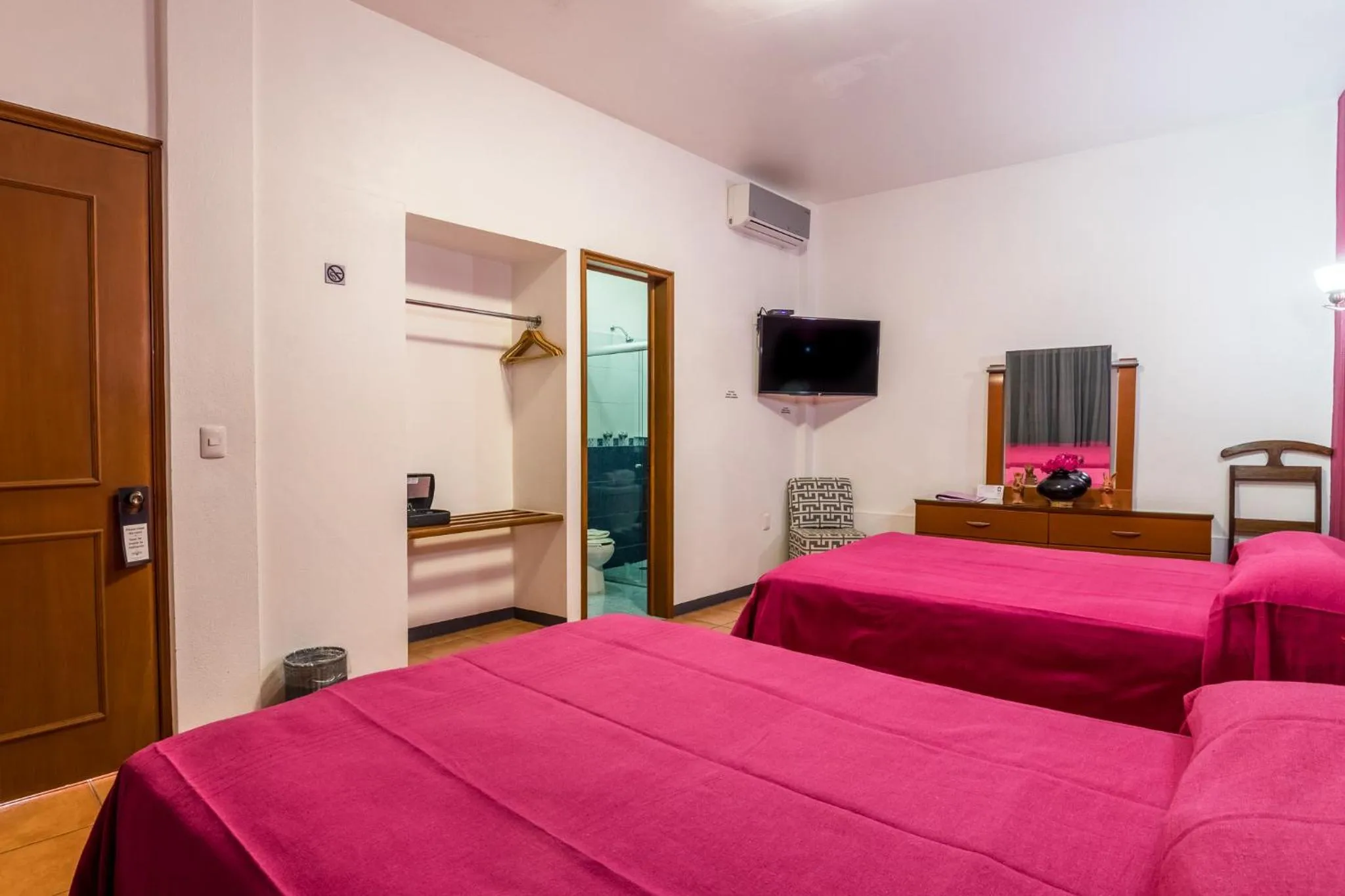 Bed in Hotel del Marquesado