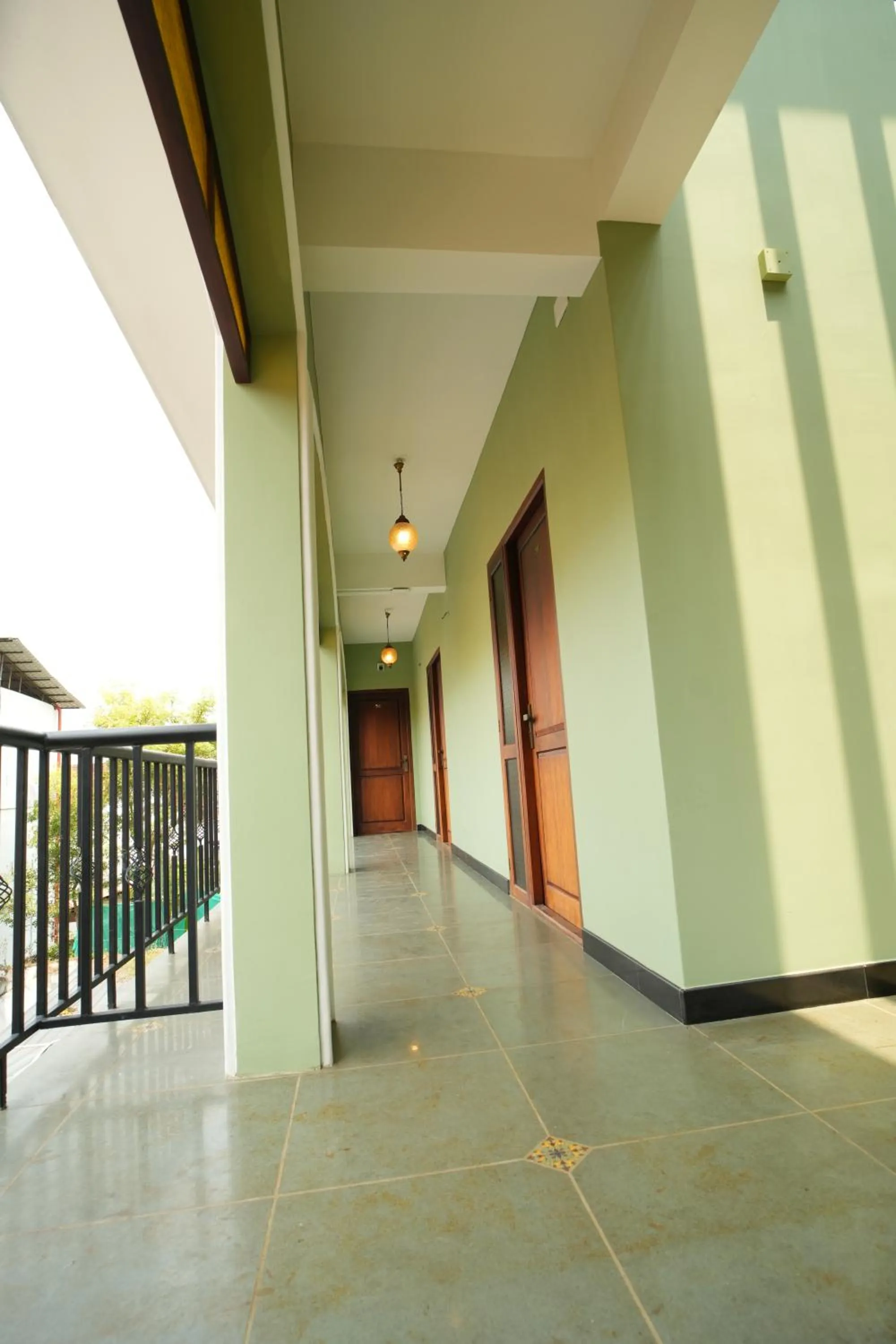 Property building in THE SUNSET BAY