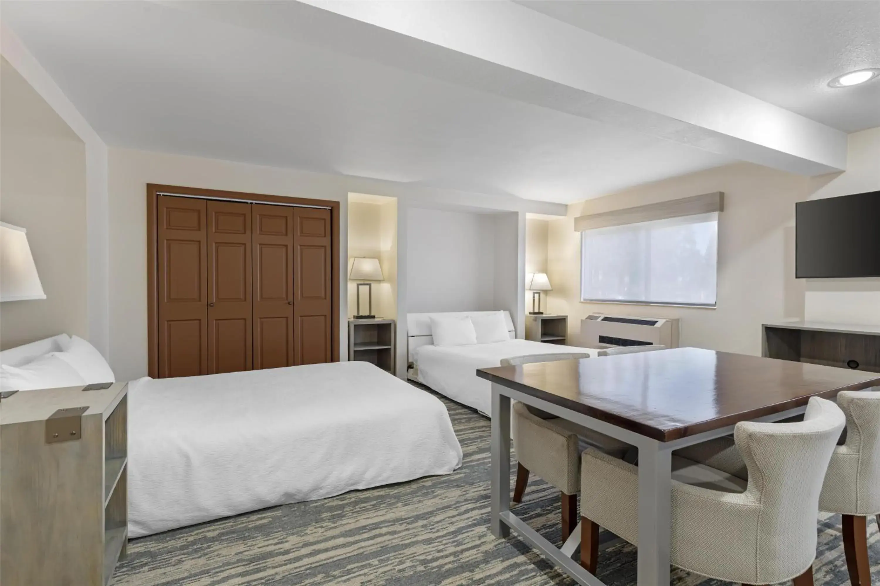 Queen Suite - Non-Smoking in Best Western Alpenglo Lodge Queen Suite - Non-Smoking in Best Western Alpenglo Lodge