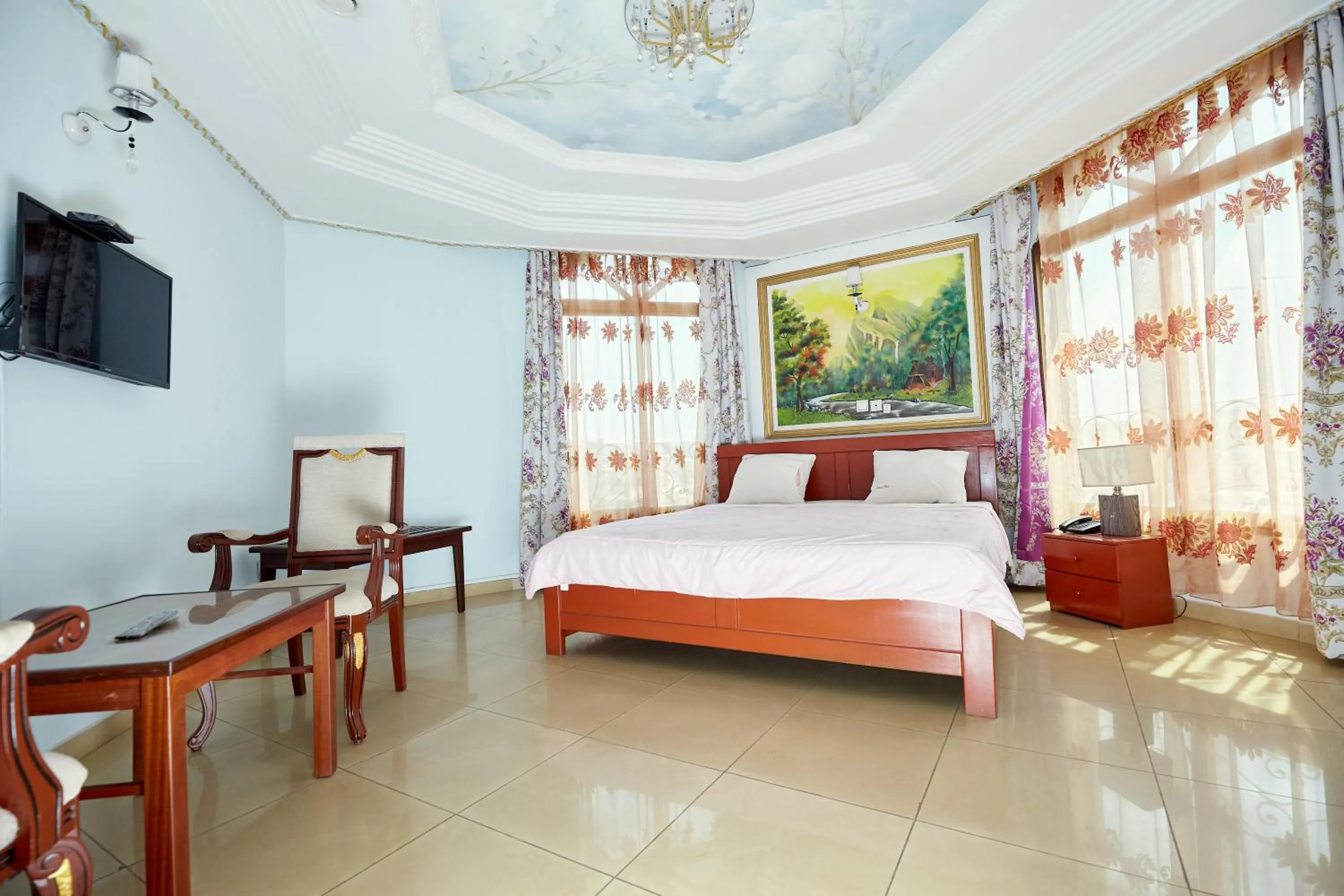 Photo of the whole room, Bed in FELICIA HOTEL YAOUNDE