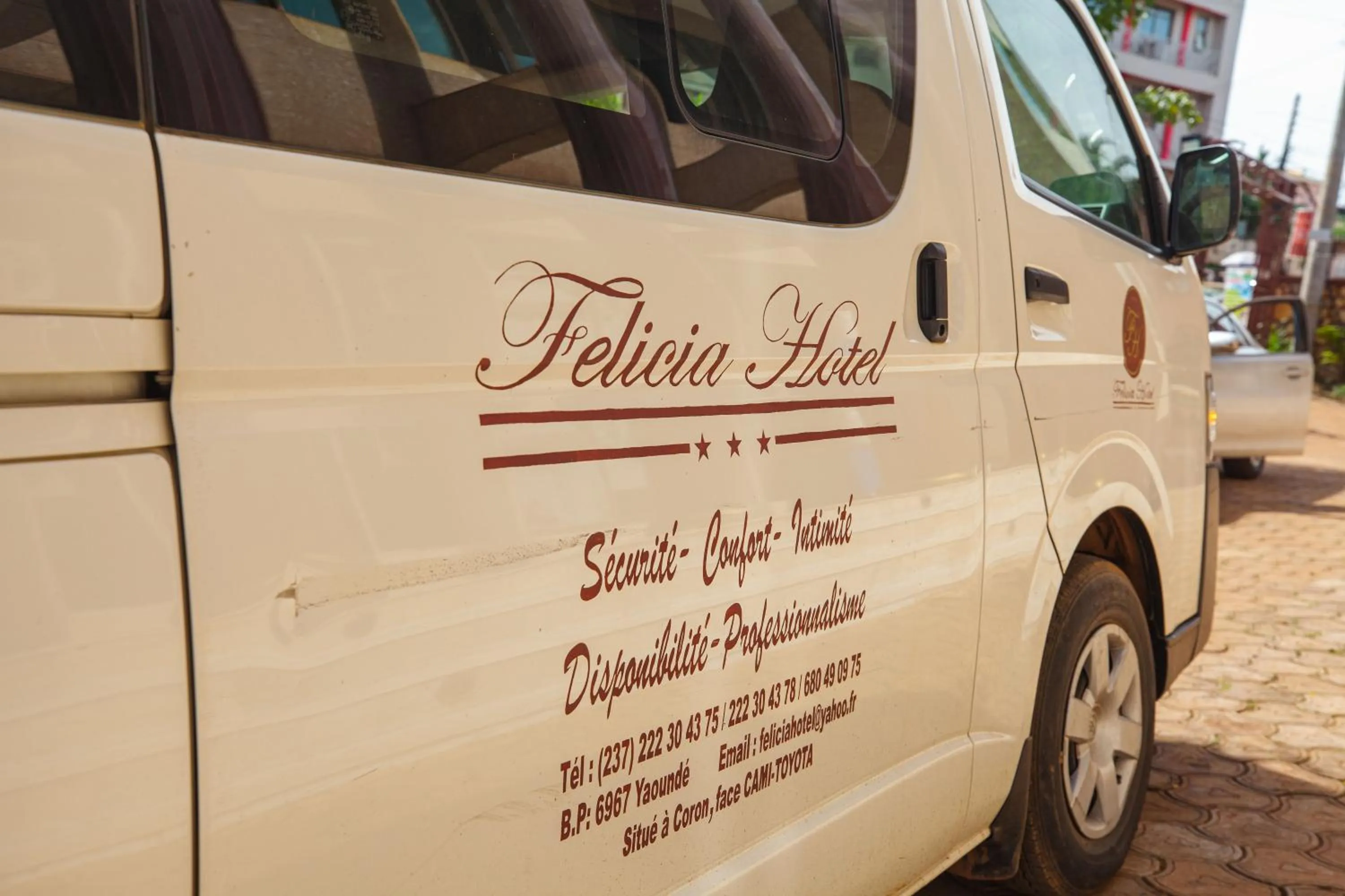 shuttle in FELICIA HOTEL YAOUNDE