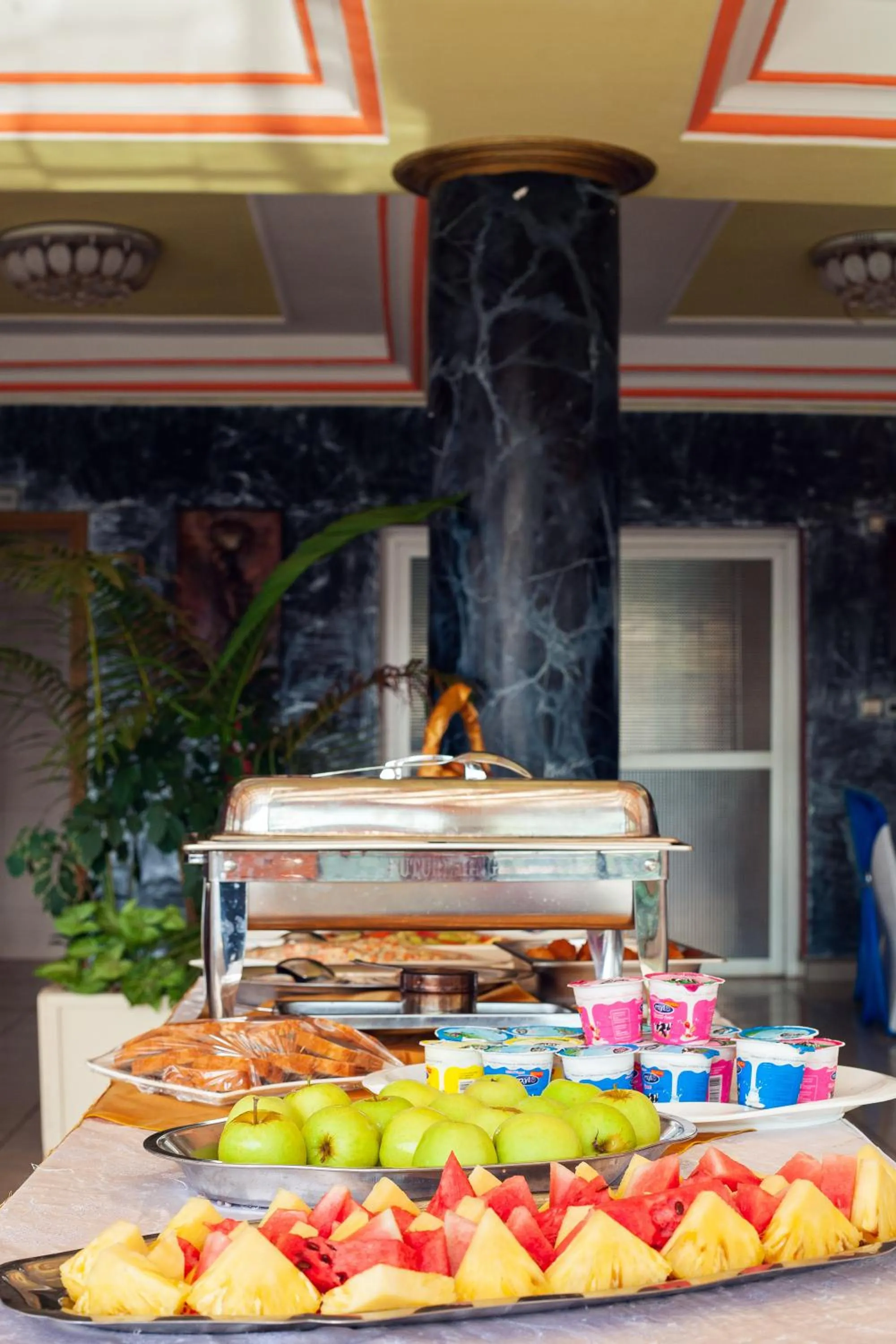 Buffet breakfast in FELICIA HOTEL YAOUNDE