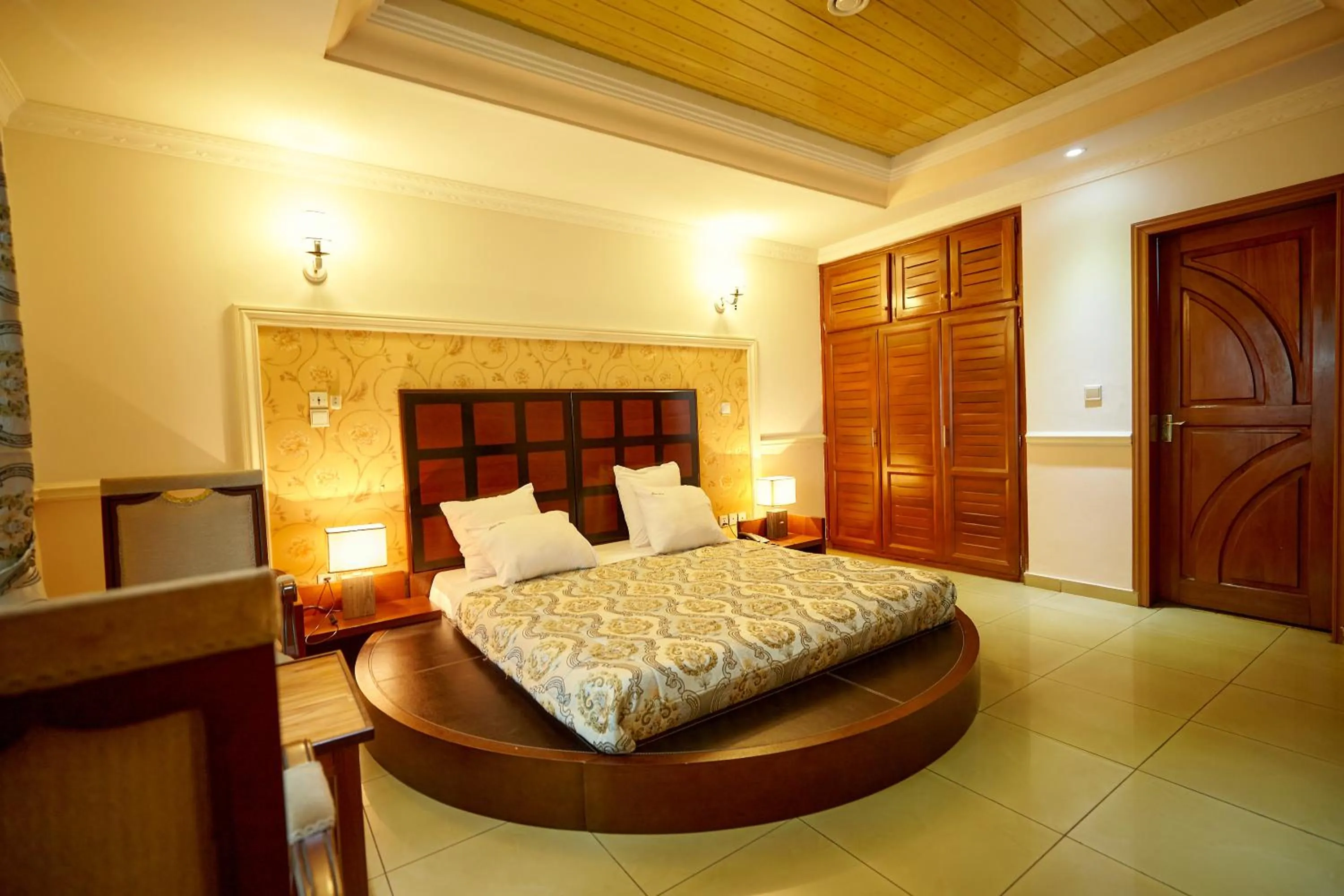 Bed in FELICIA HOTEL YAOUNDE
