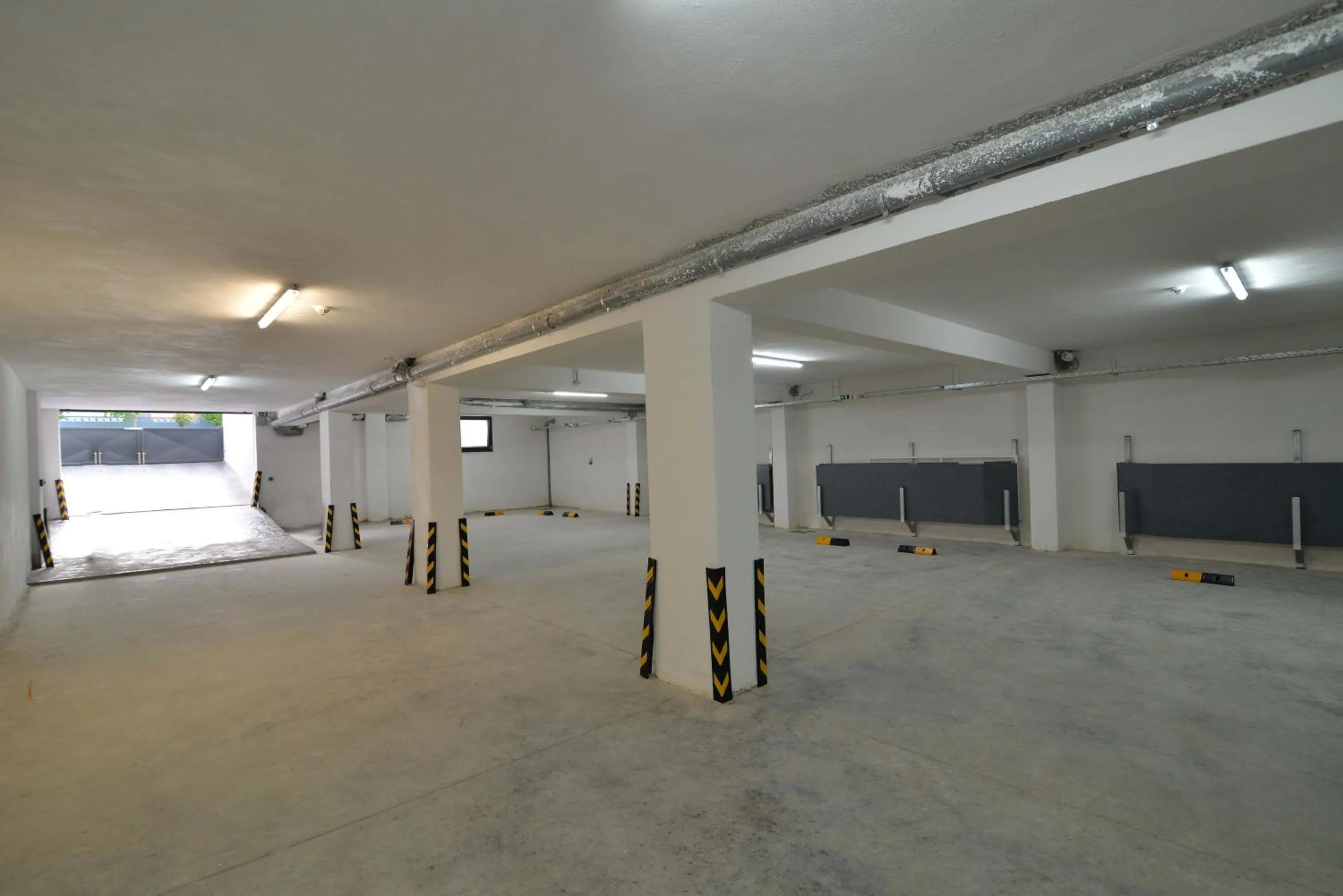 Parking in Anassa Suites