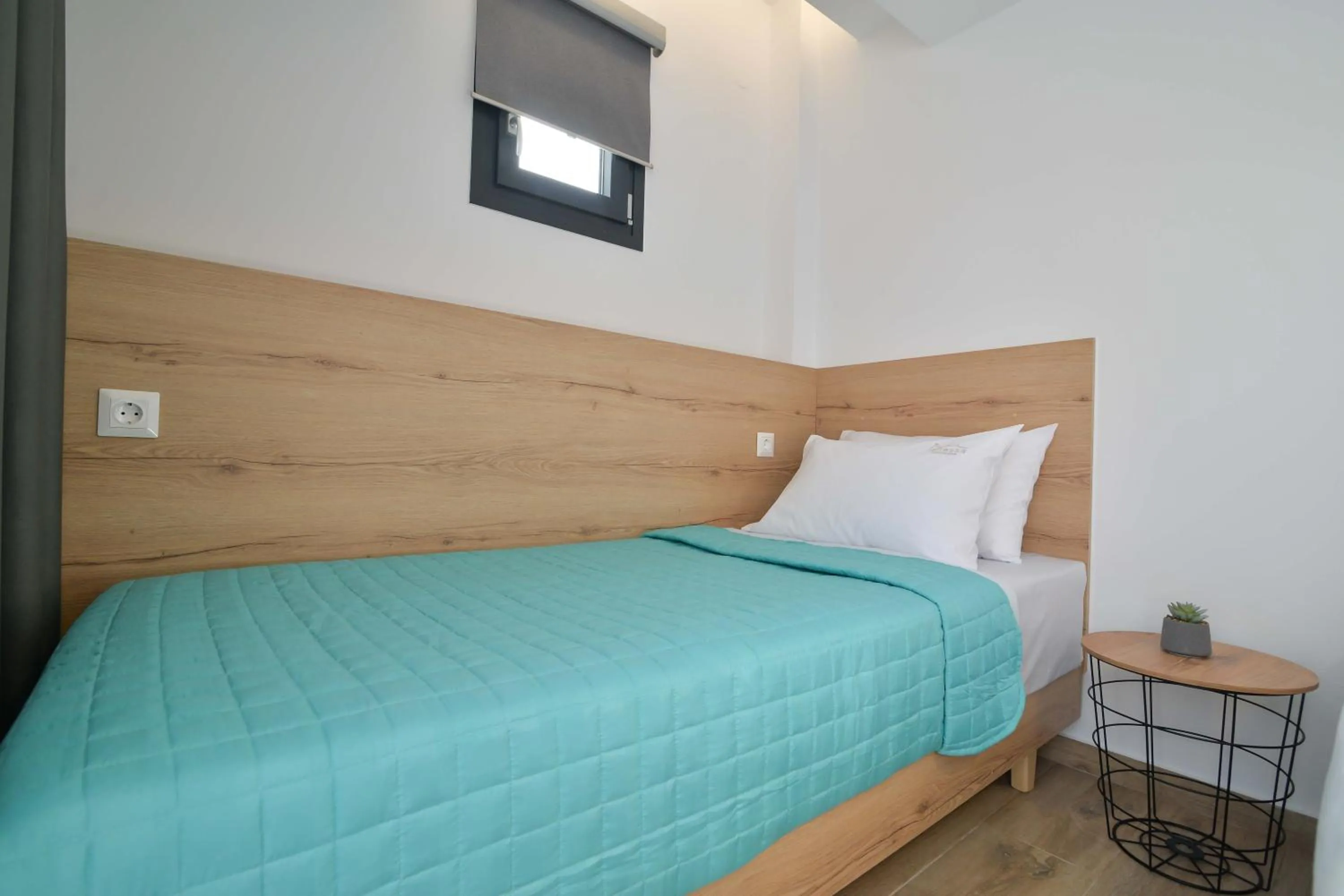 Photo of the whole room, Bed in Anassa Suites