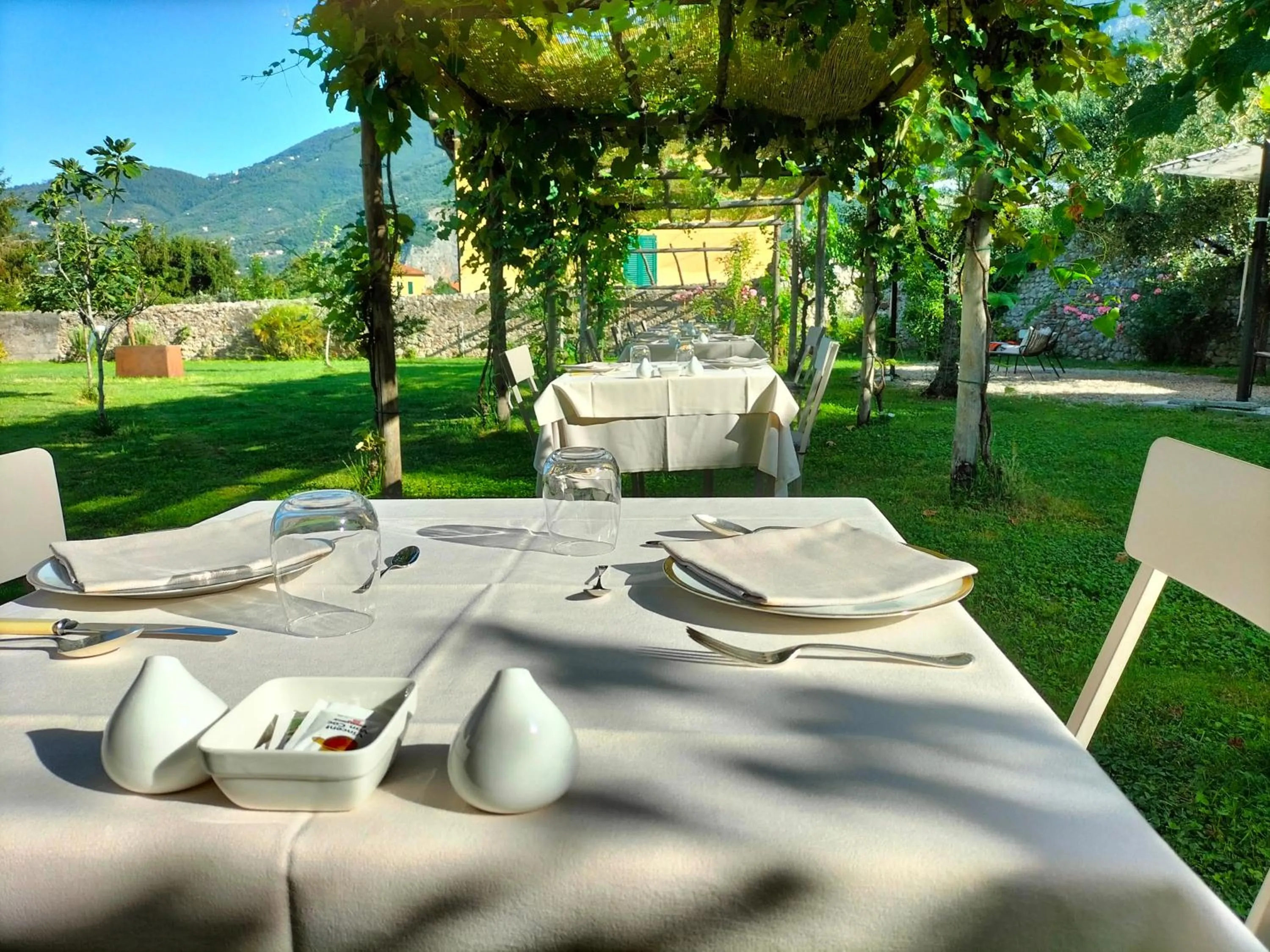 Breakfast in Badia Giulia Prestigious Historical B&B, Camaiore - Adults Only - No Pets