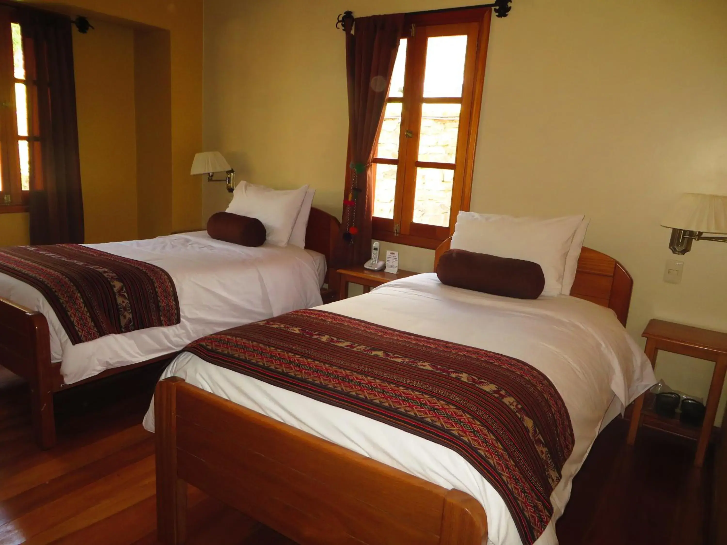 Superior Twin Room in Hotel Pakaritampu Superior Twin Room in Hotel Pakaritampu