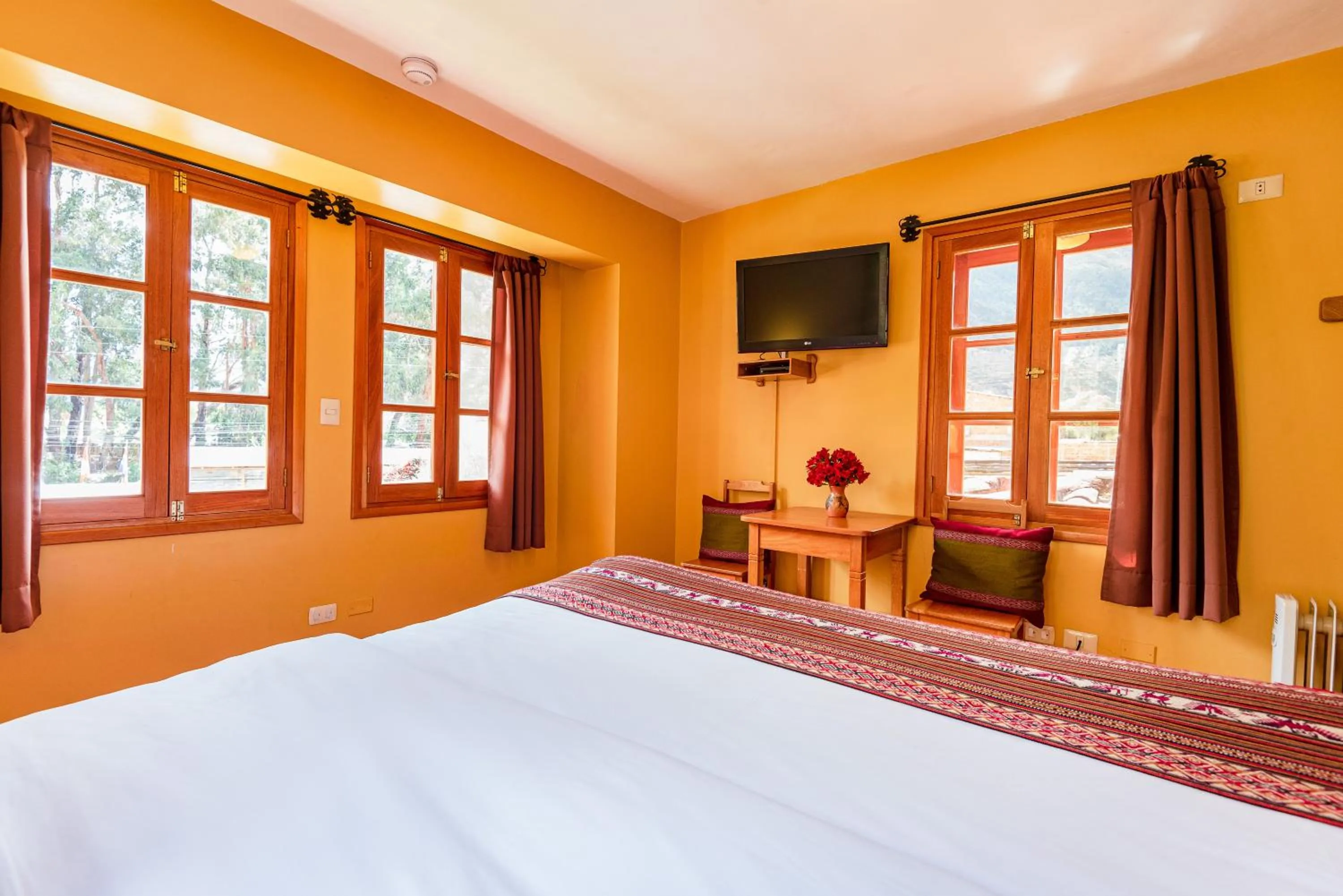 Bed in Hotel Pakaritampu