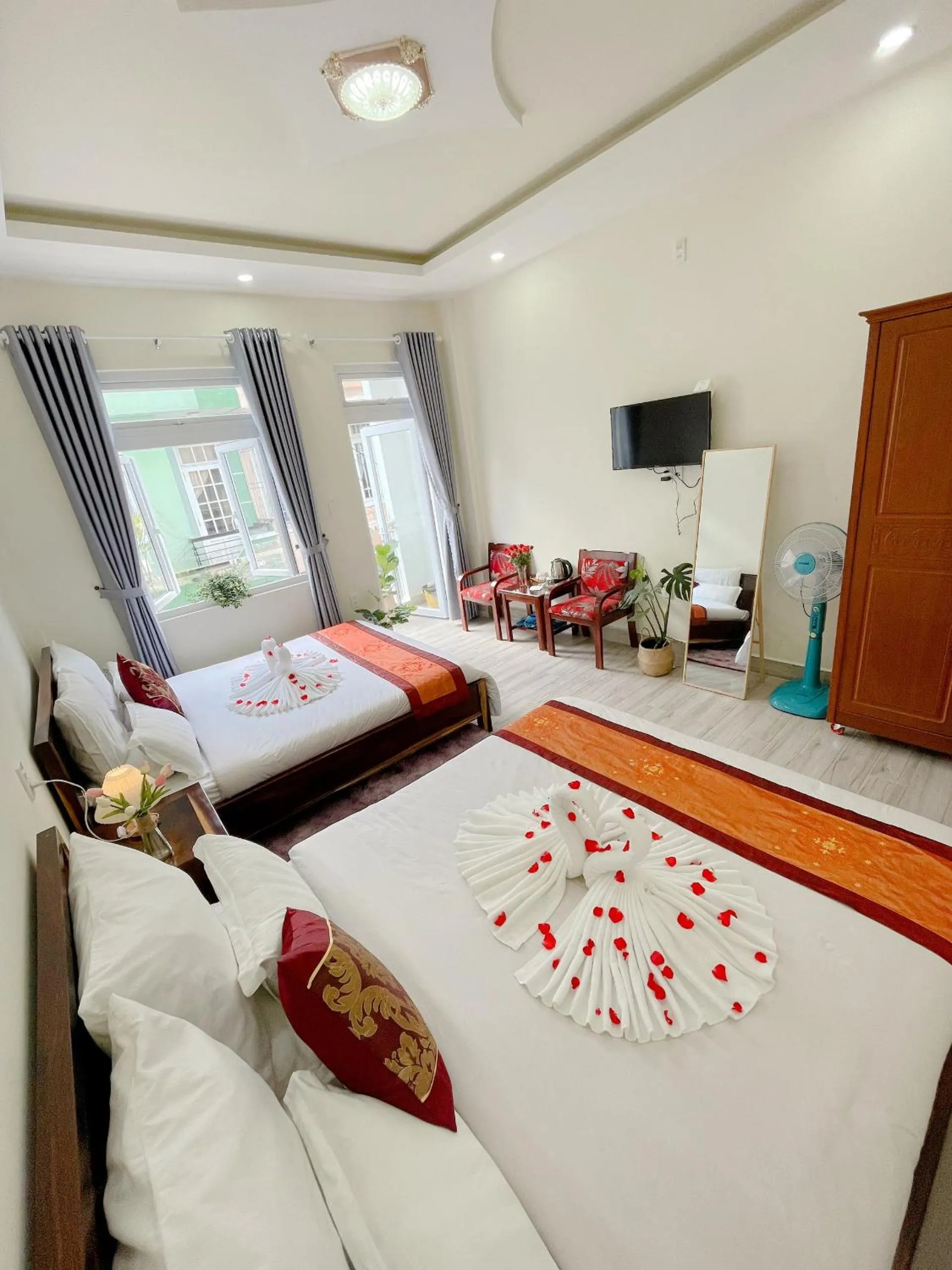 Bedroom, Bed in Nhat Hoang Homestay Da Lat